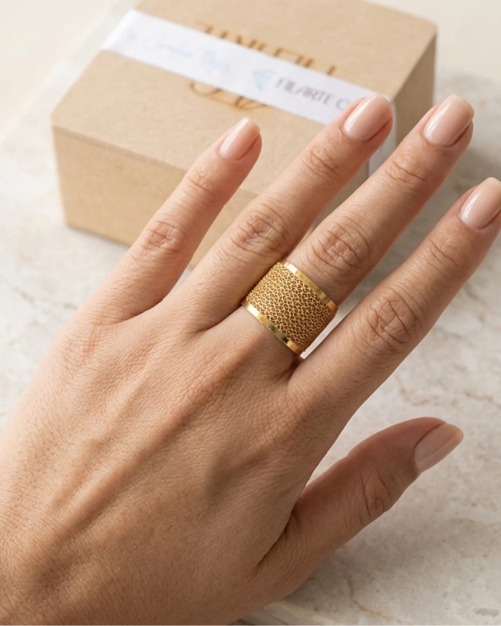 Anillo ajustable en plata ley 950 y baño en oro 24k - imagen 1