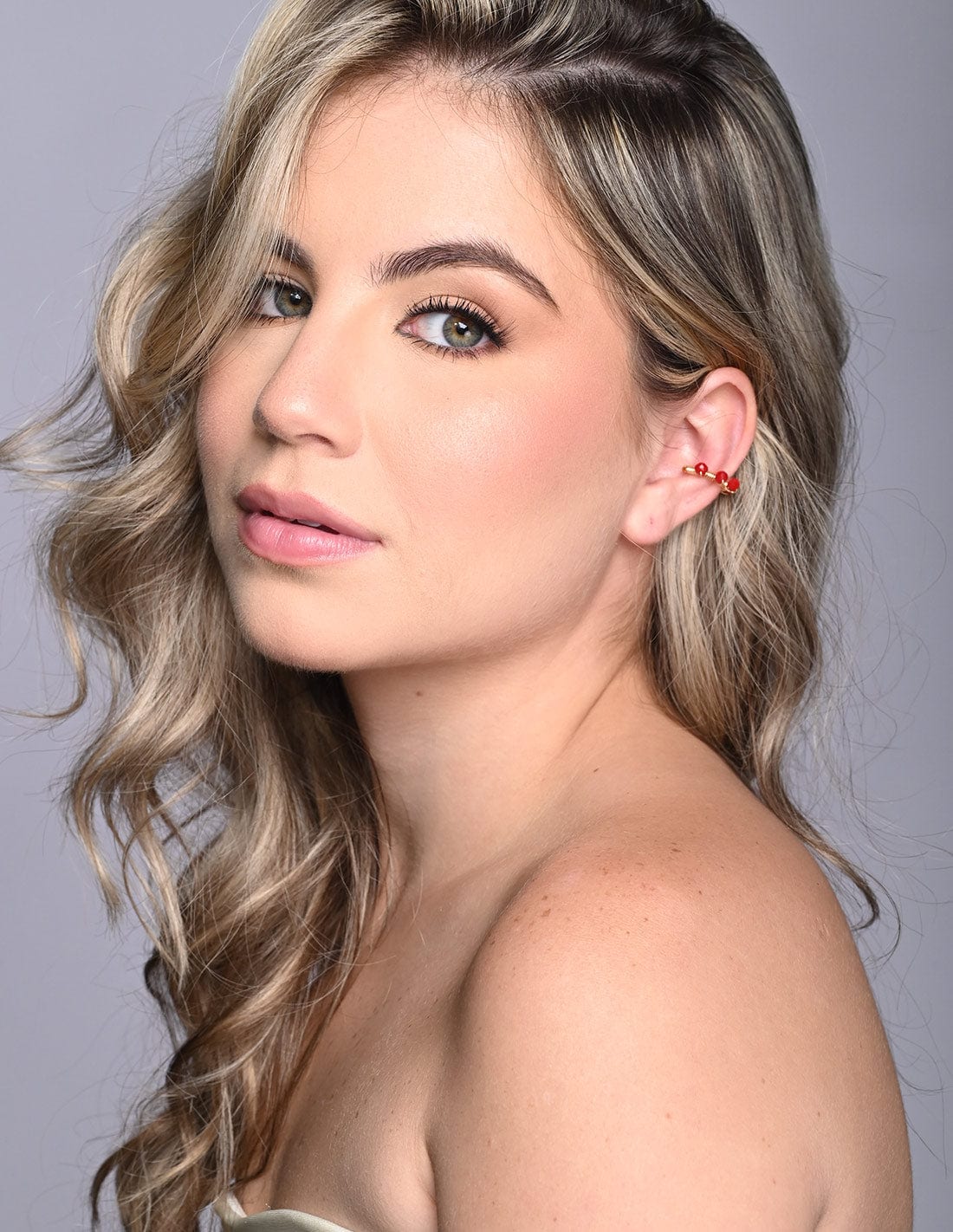 Ear Cuff Jazmin Red Wine - imagen 2