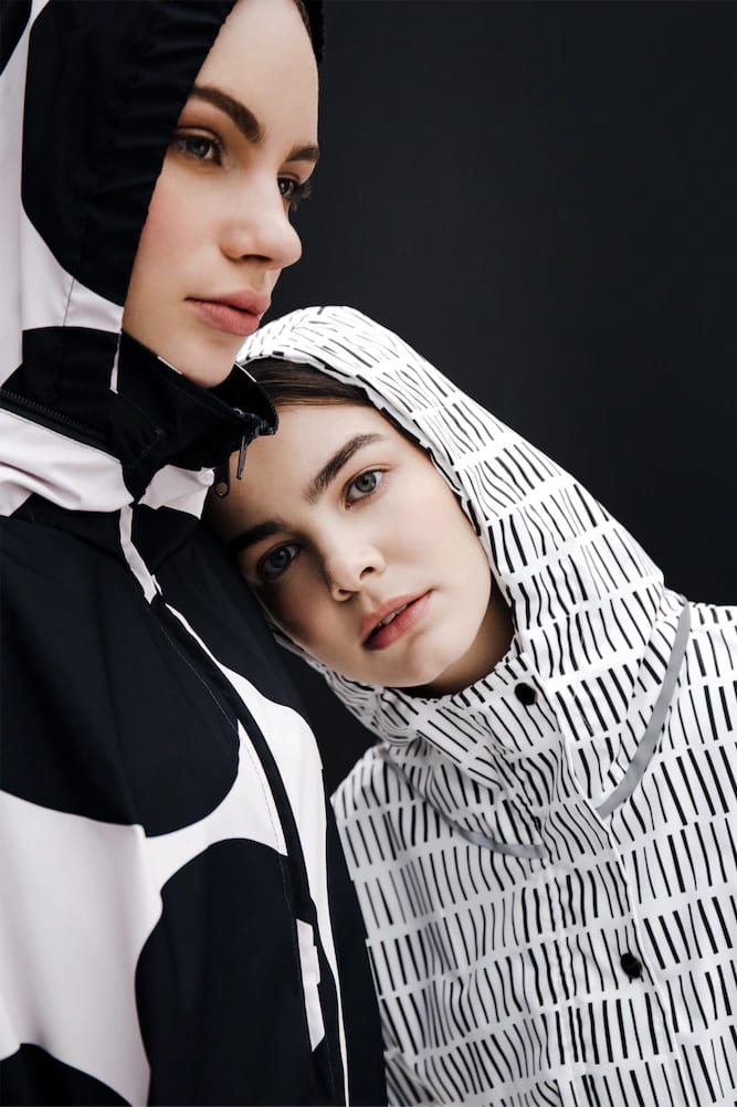 RAINCOAT LIBRARY (PRE-ORDER) - imagen 3
