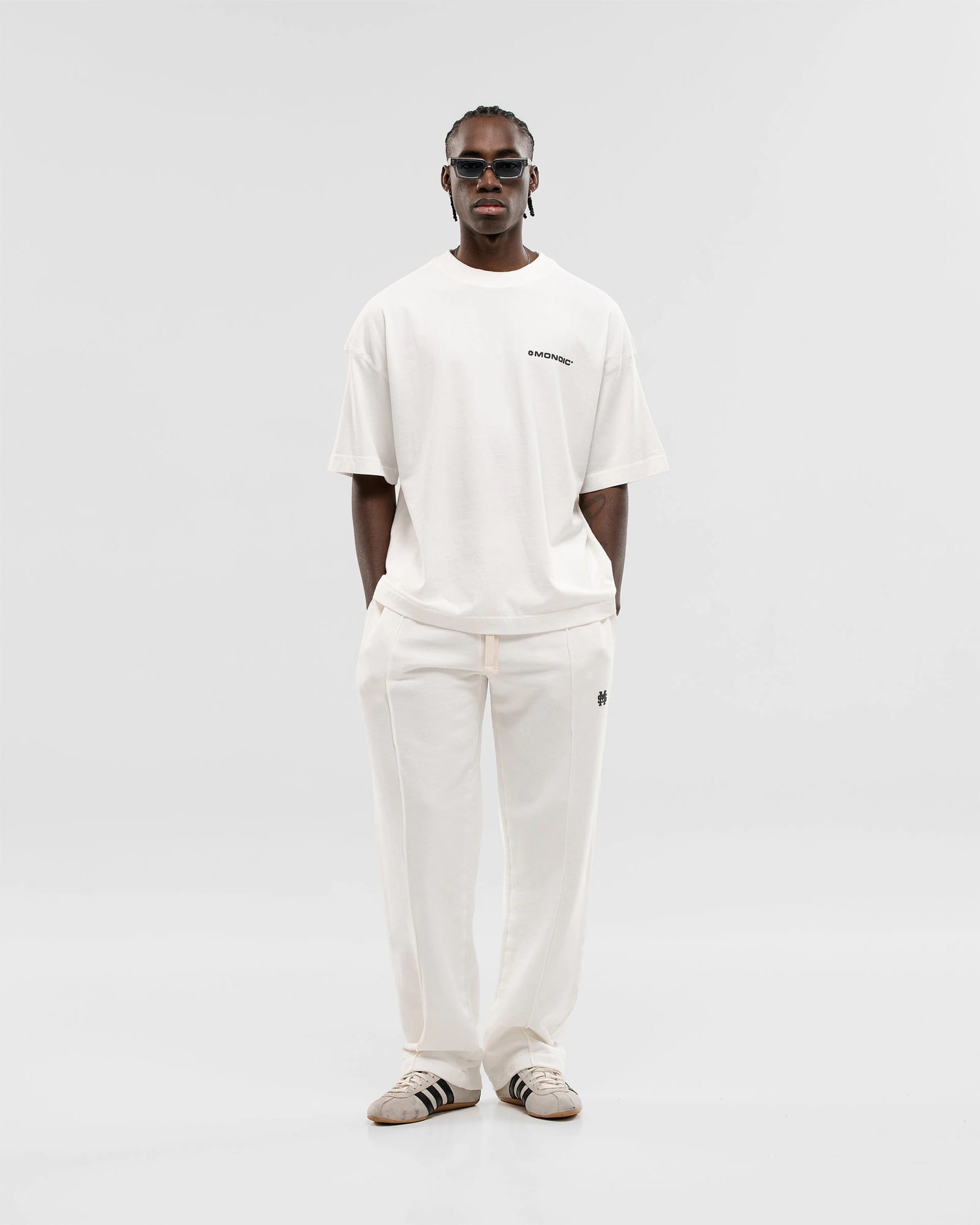 Camiseta Boxy Fit Básica V2 - Off White - imagen 5