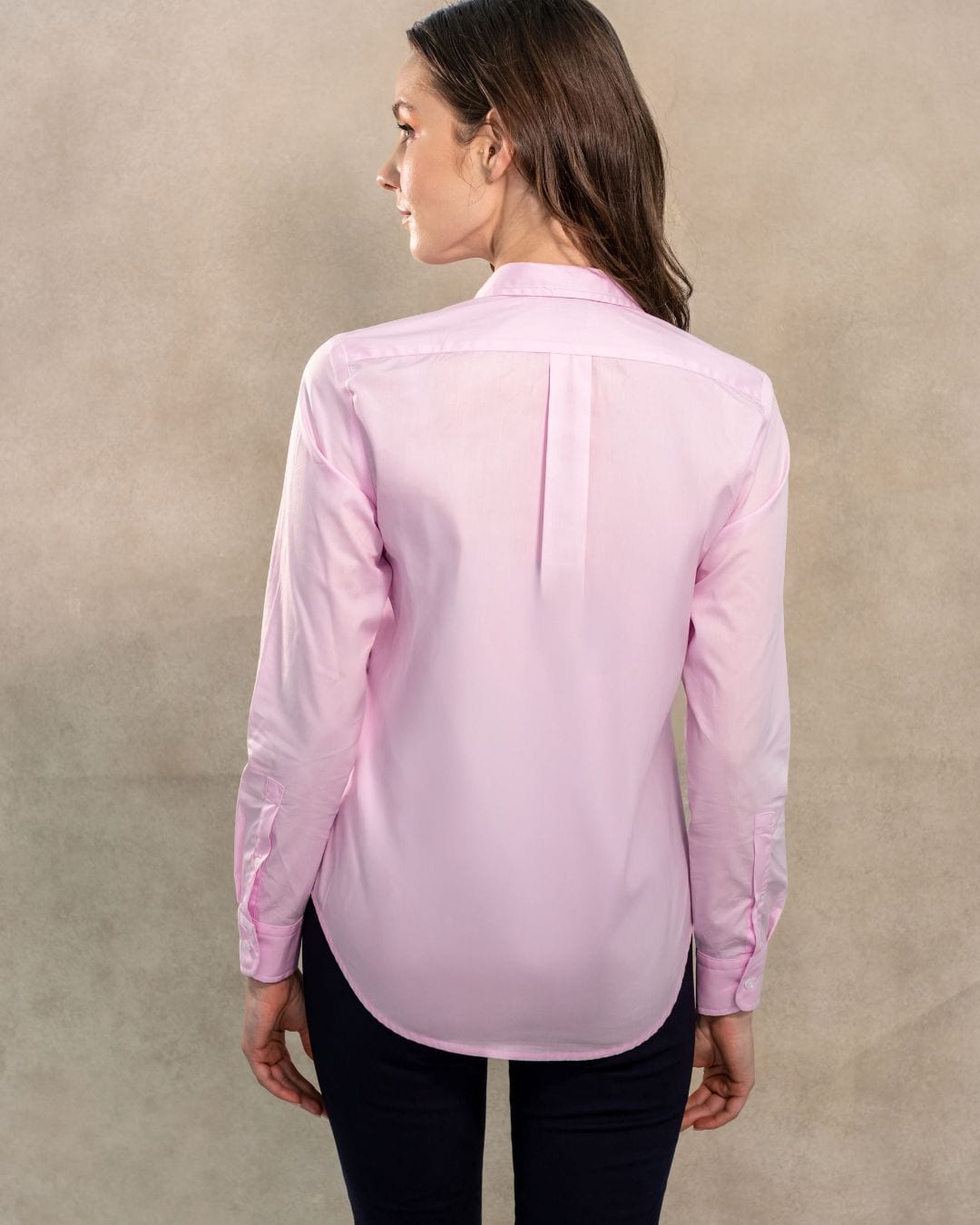 Camisa Antimanchas de Mujer Light Pink Con Bolsillo Logo Rosa - imagen 3
