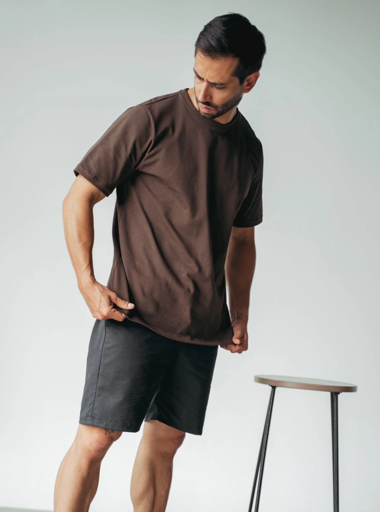 Camiseta Hombre Regular Fit - Brown - imagen 1