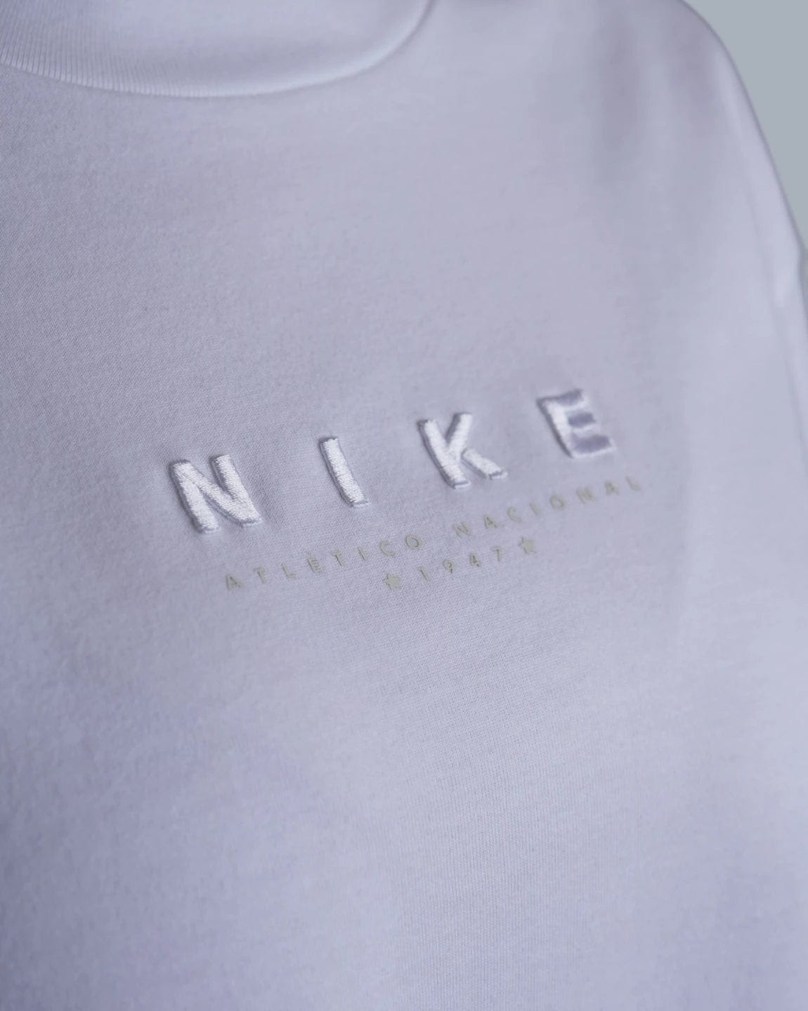 CAMISETA BLANCA MUJER NIKE - imagen 3