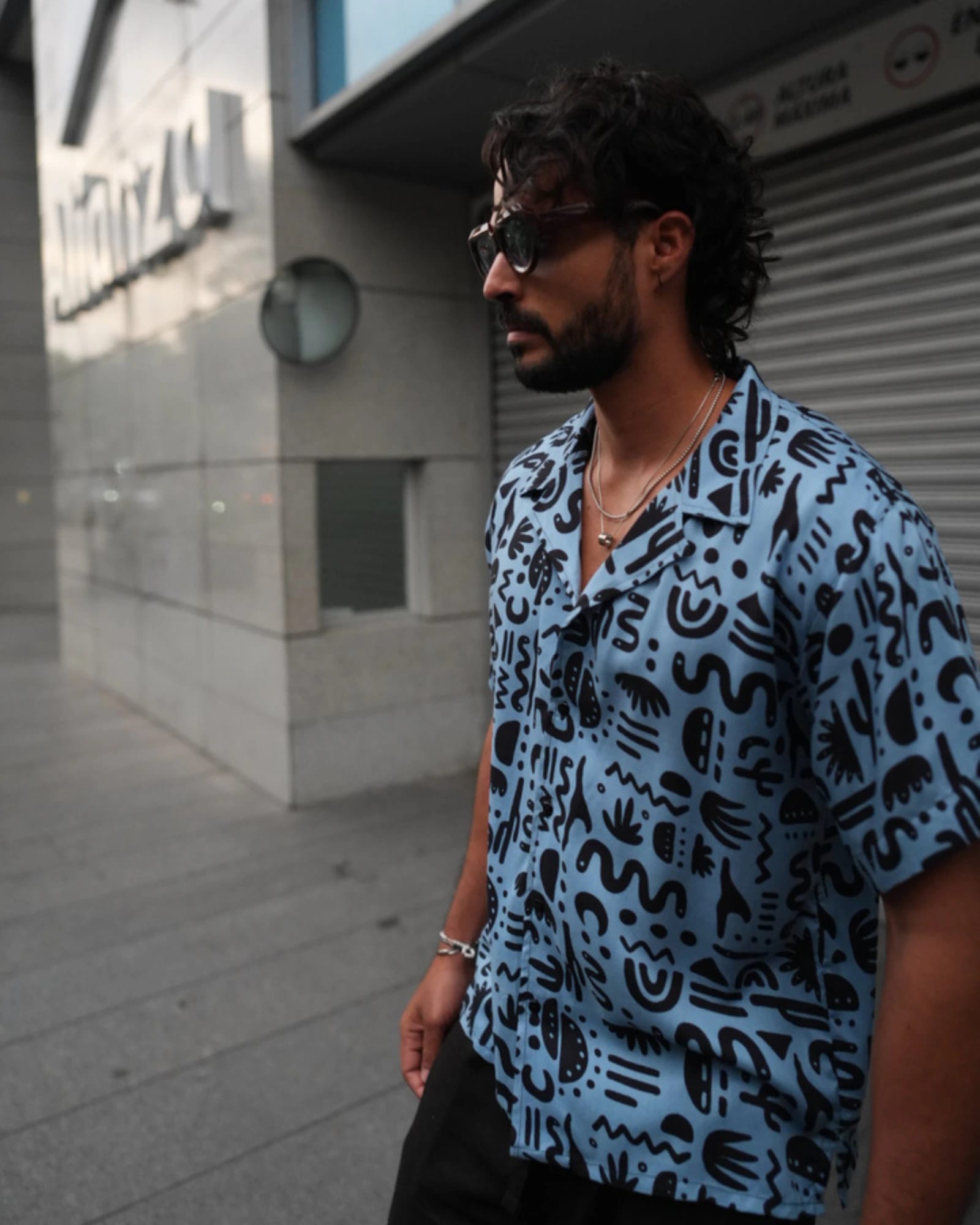 Camisa 3/4 onda azul - imagen 2