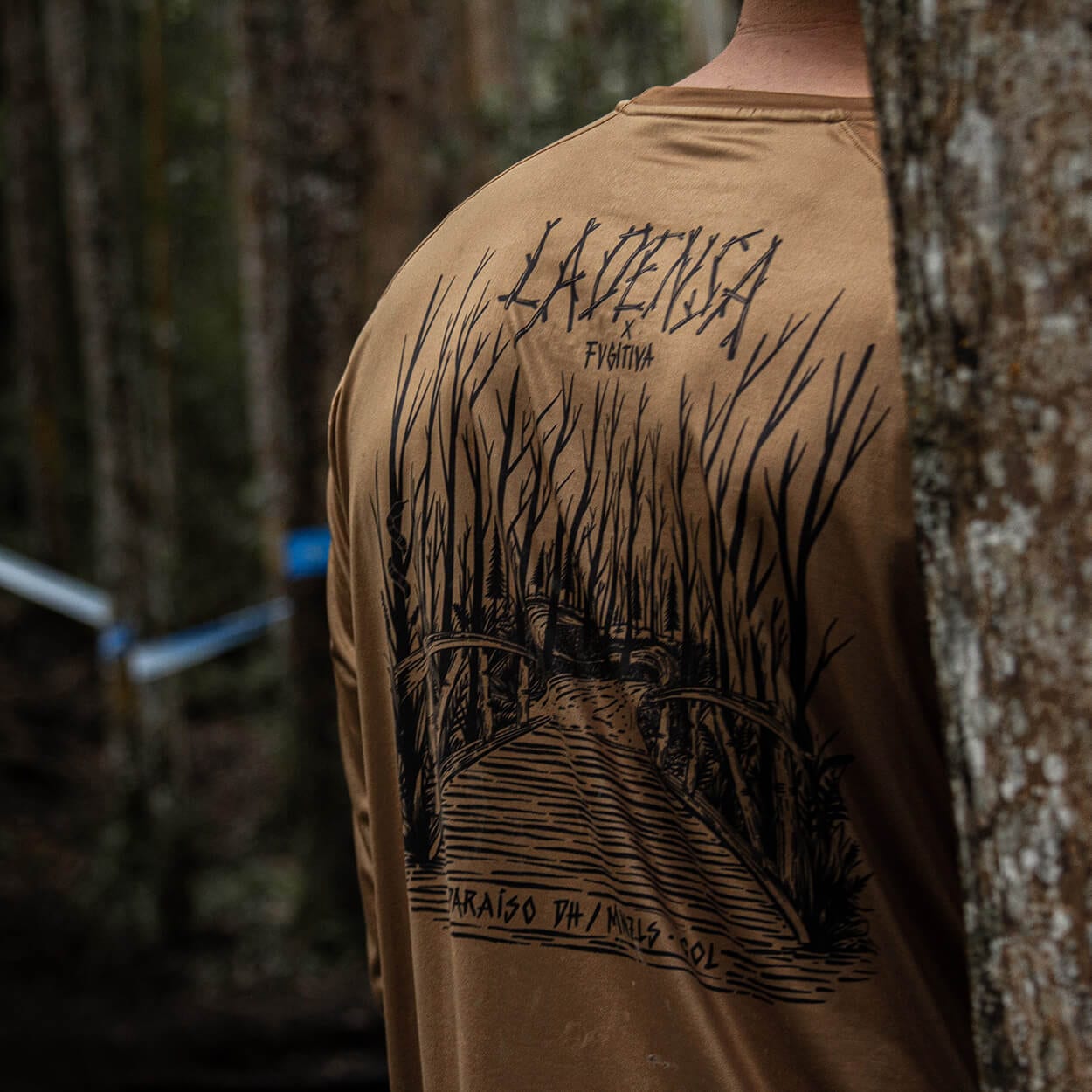 JERSEY LA DENSA X FUGITIVA MANGA LARGA CAMEL - imagen 10