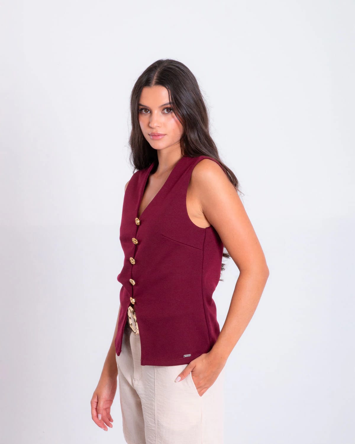 Chaleco vinotinto para mujer - imagen 2