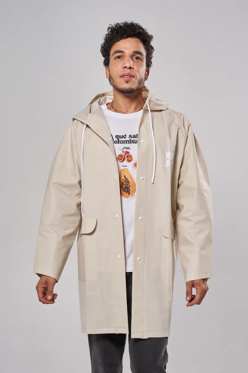Raincoat Armor Crema Nublado - imagen 1