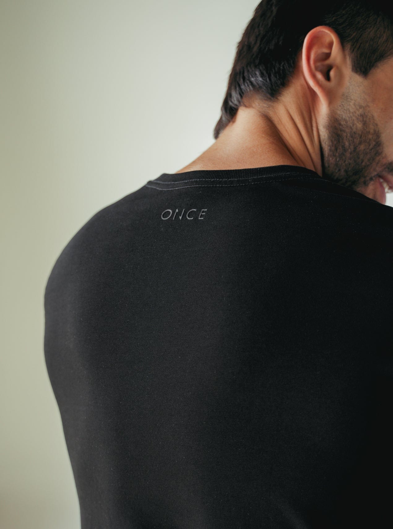 Camiseta Hombre Regular Fit - Negra - imagen 5