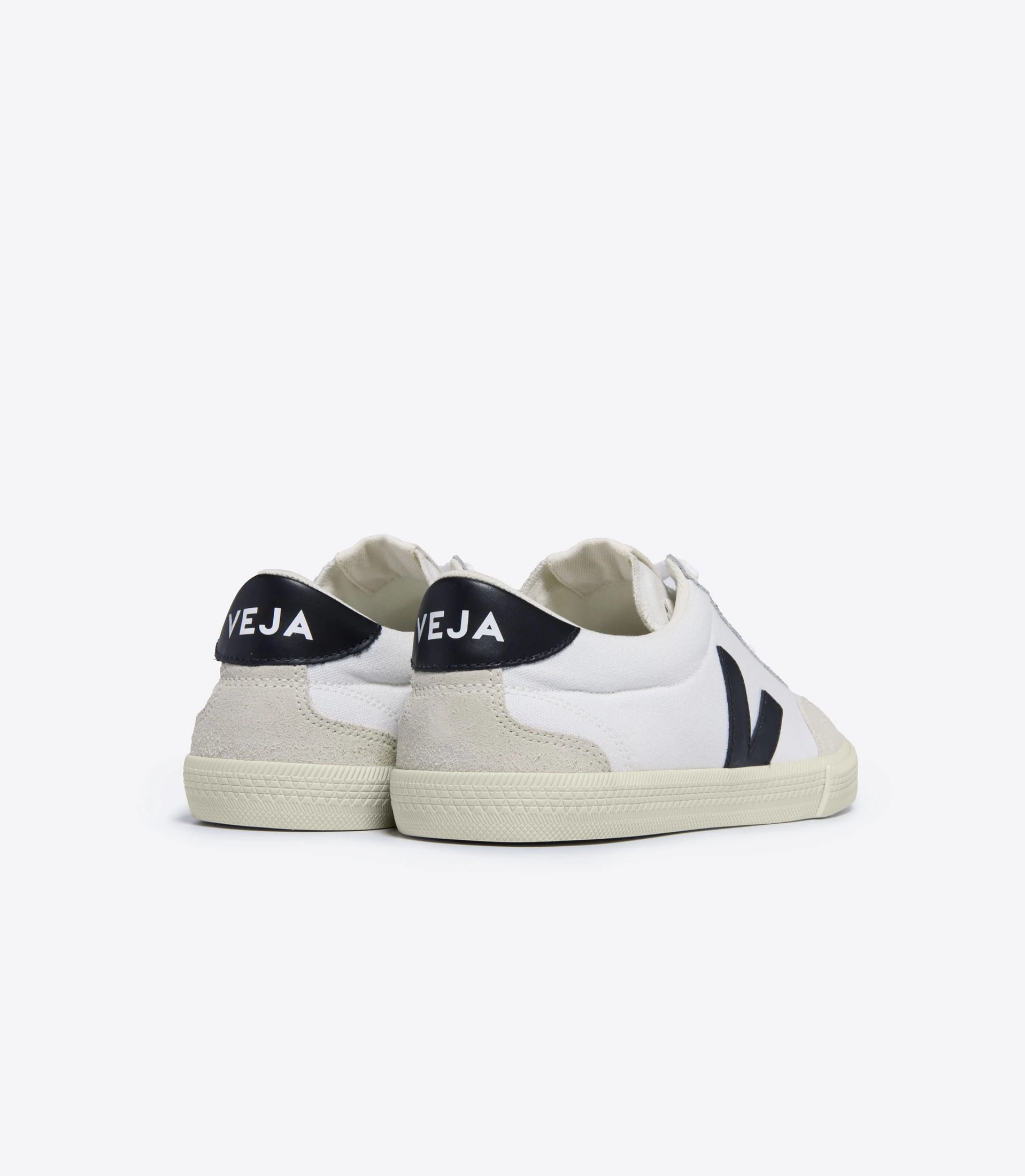 Tenis Veja Volley White Black - imagen 2