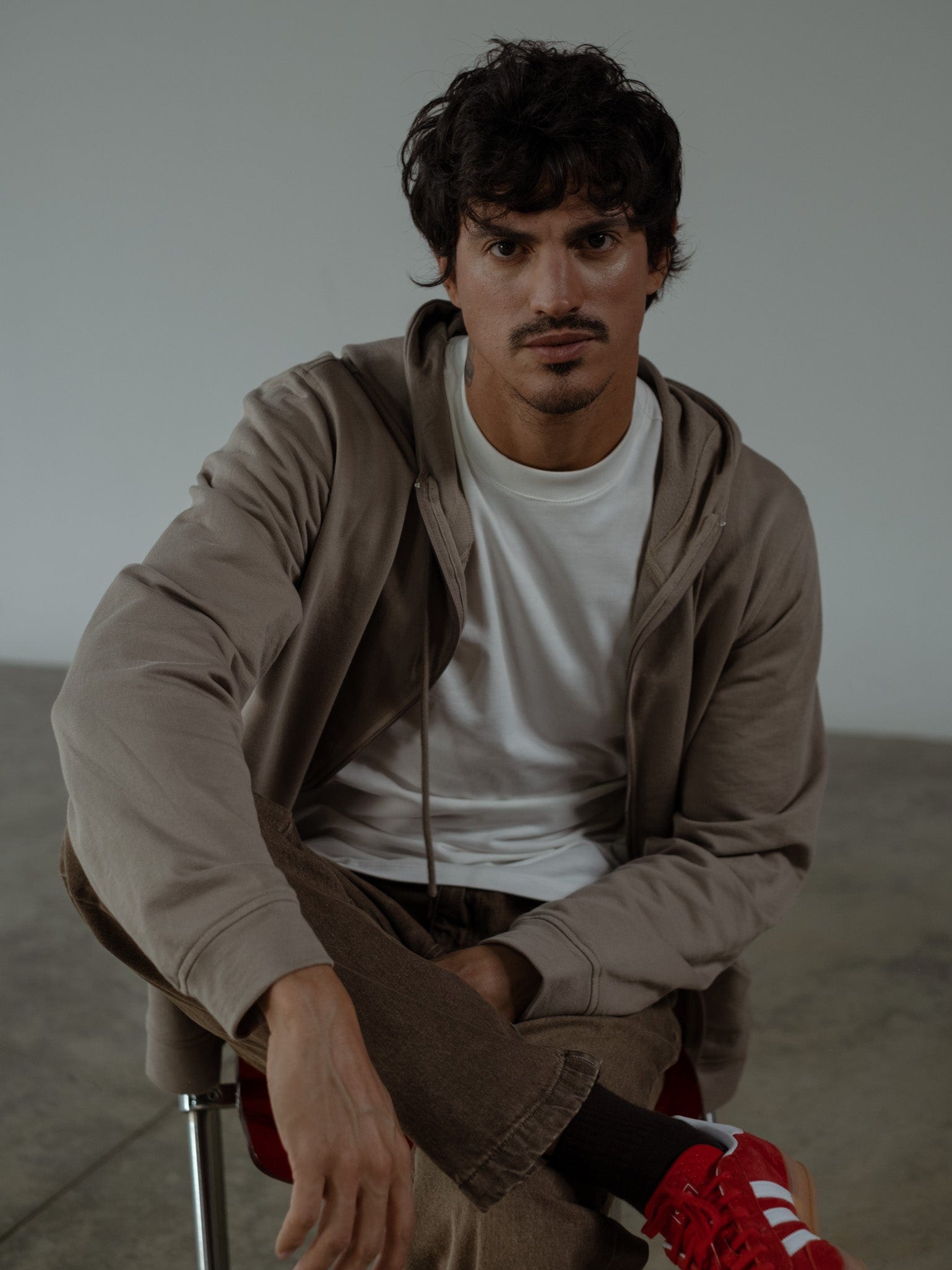 CLASSIC HOODIE - MOCCA - imagen 25
