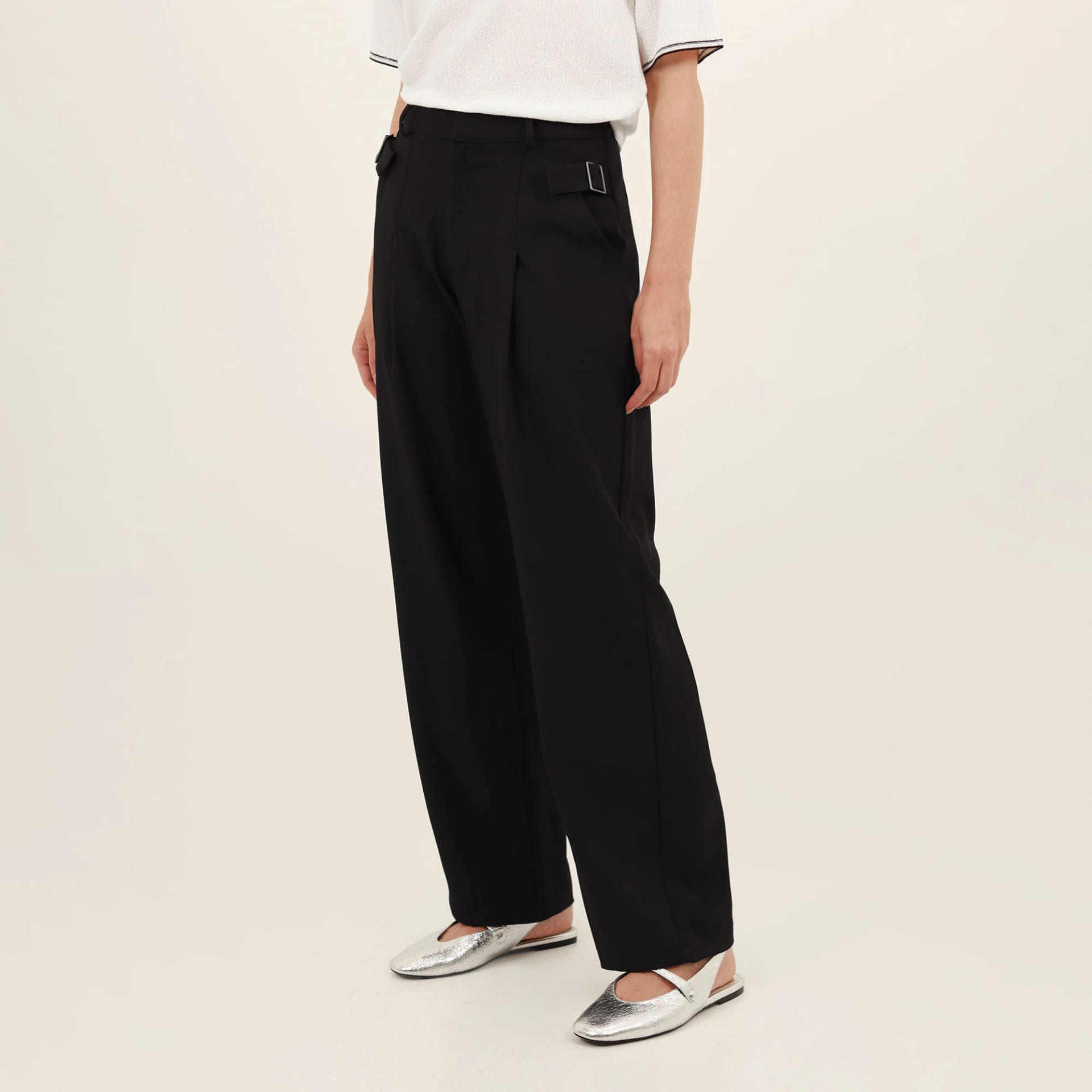 Pantalón bota recta con prenses y charreteras - imagen 2