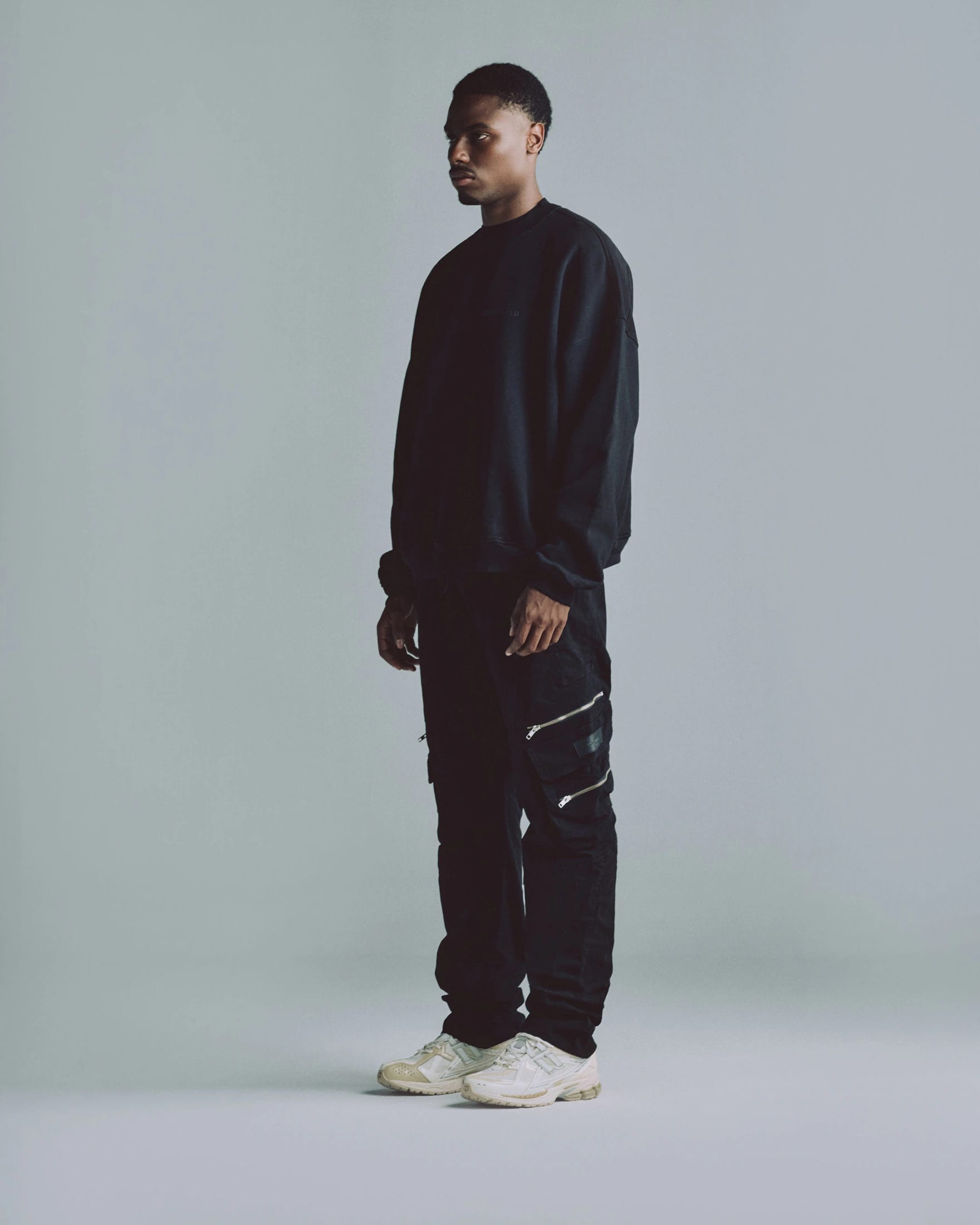 Line Logo Crewneck Black - imagen 5