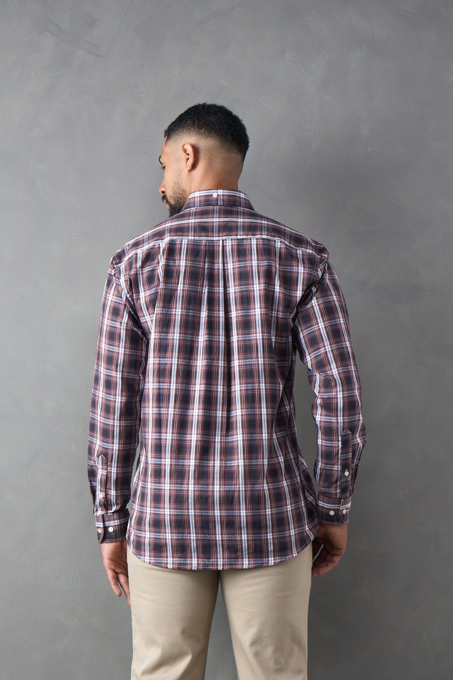 Camisa a cuadros regular fit rojo - imagen 2