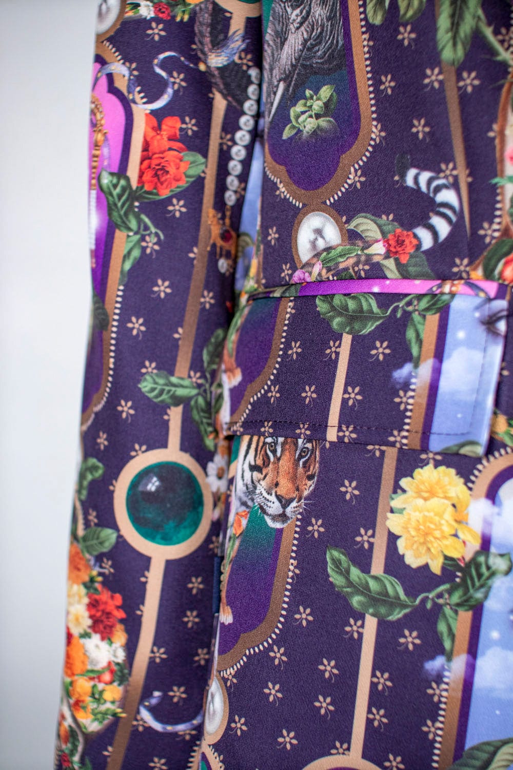 Blazer Armani - India Morado - imagen 7