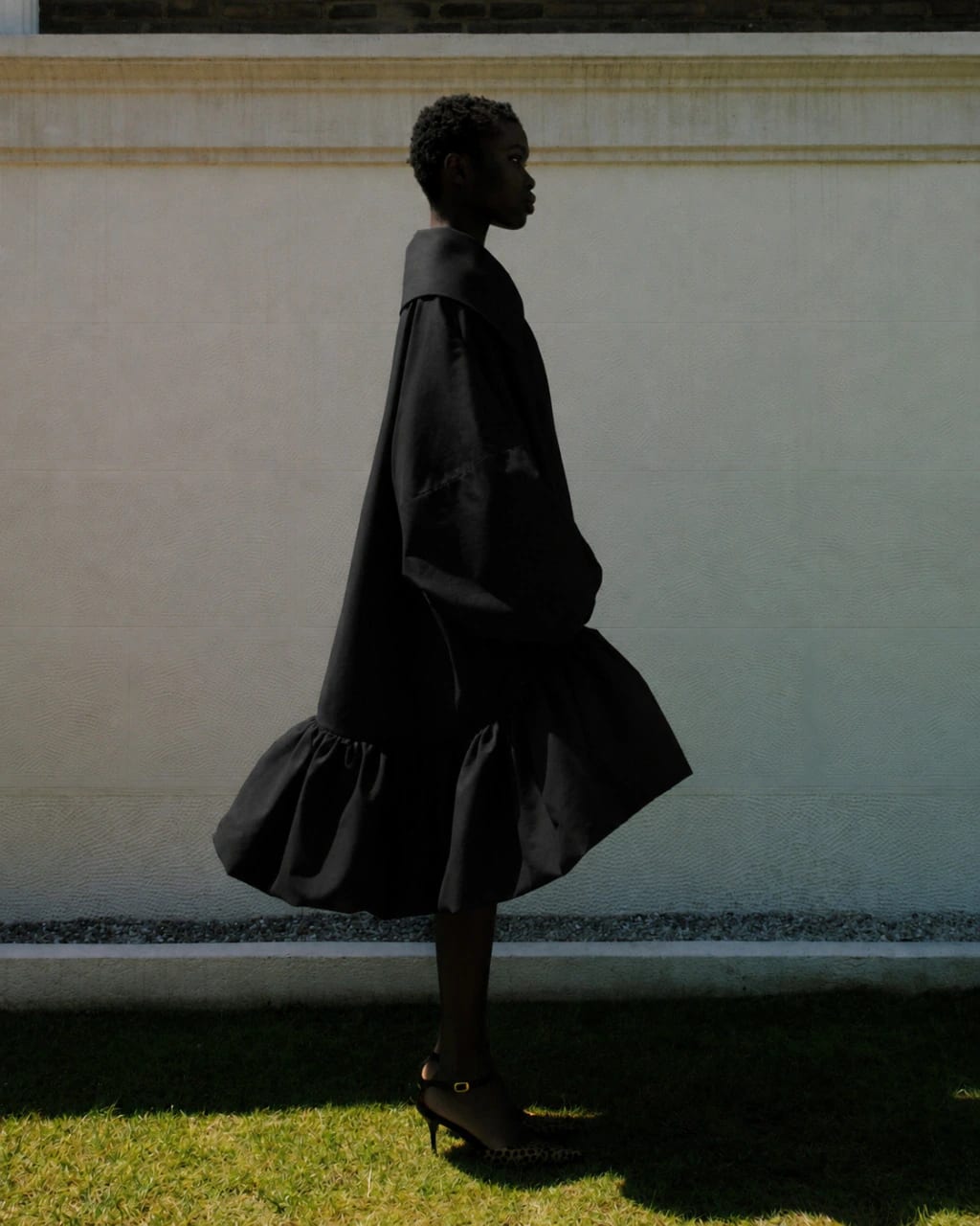 ABRIGO - SAGO NEGRO - imagen 1