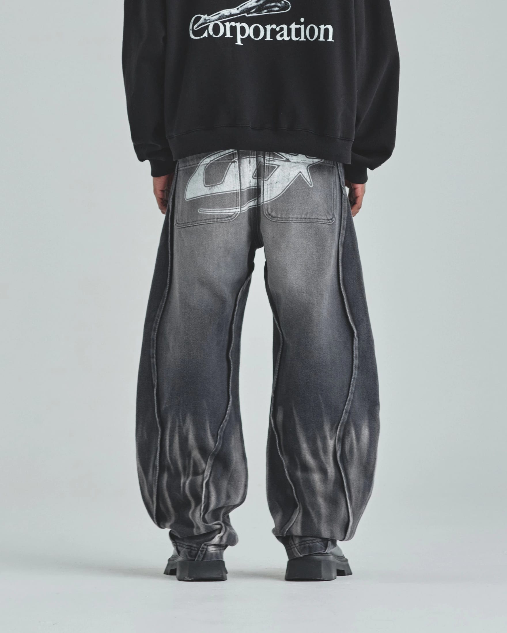 Act 1 UG Star Barrel Vein Jean Washed Black - imagen 7