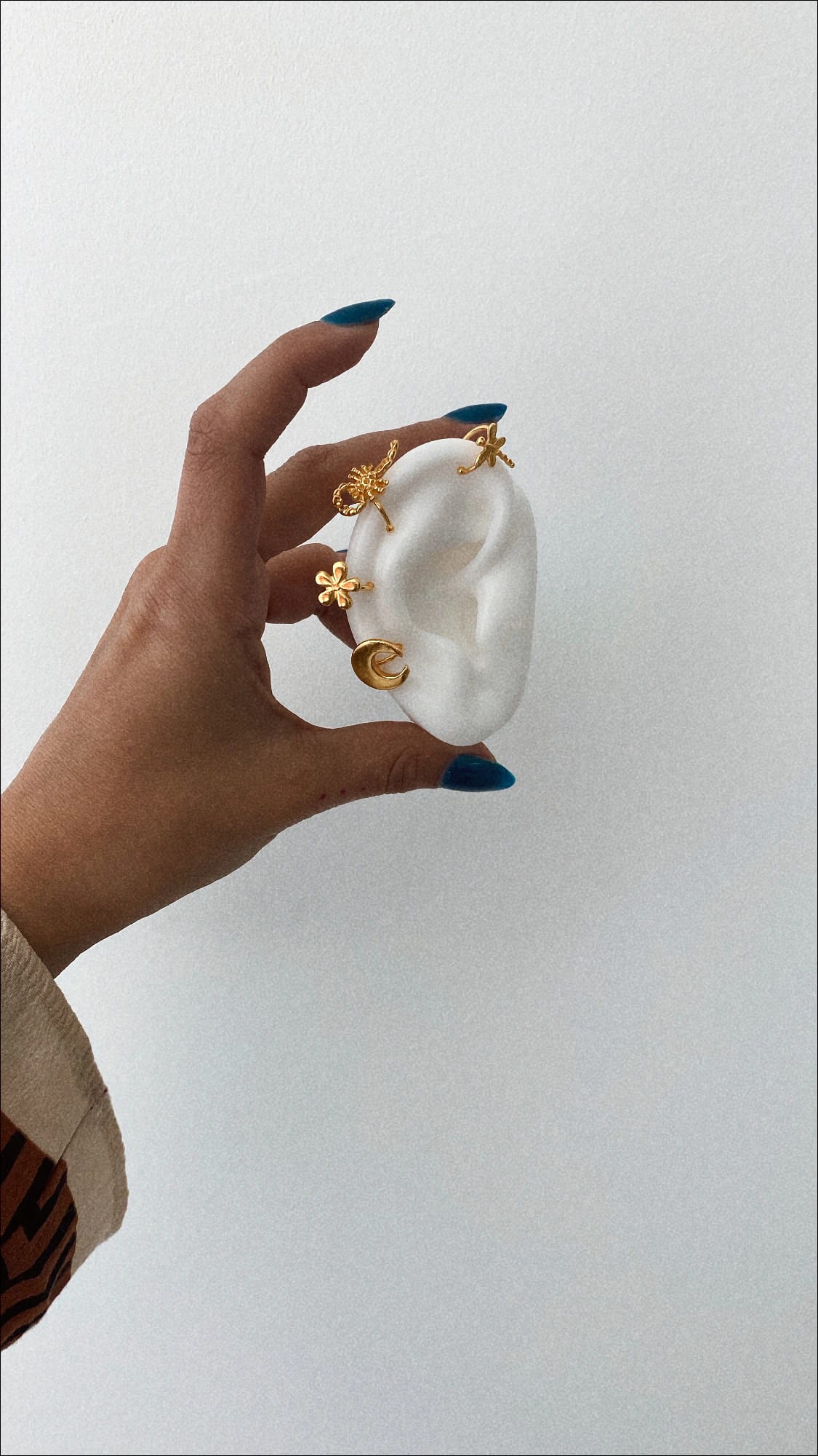 Verbena Baby Earcuff - imagen 6