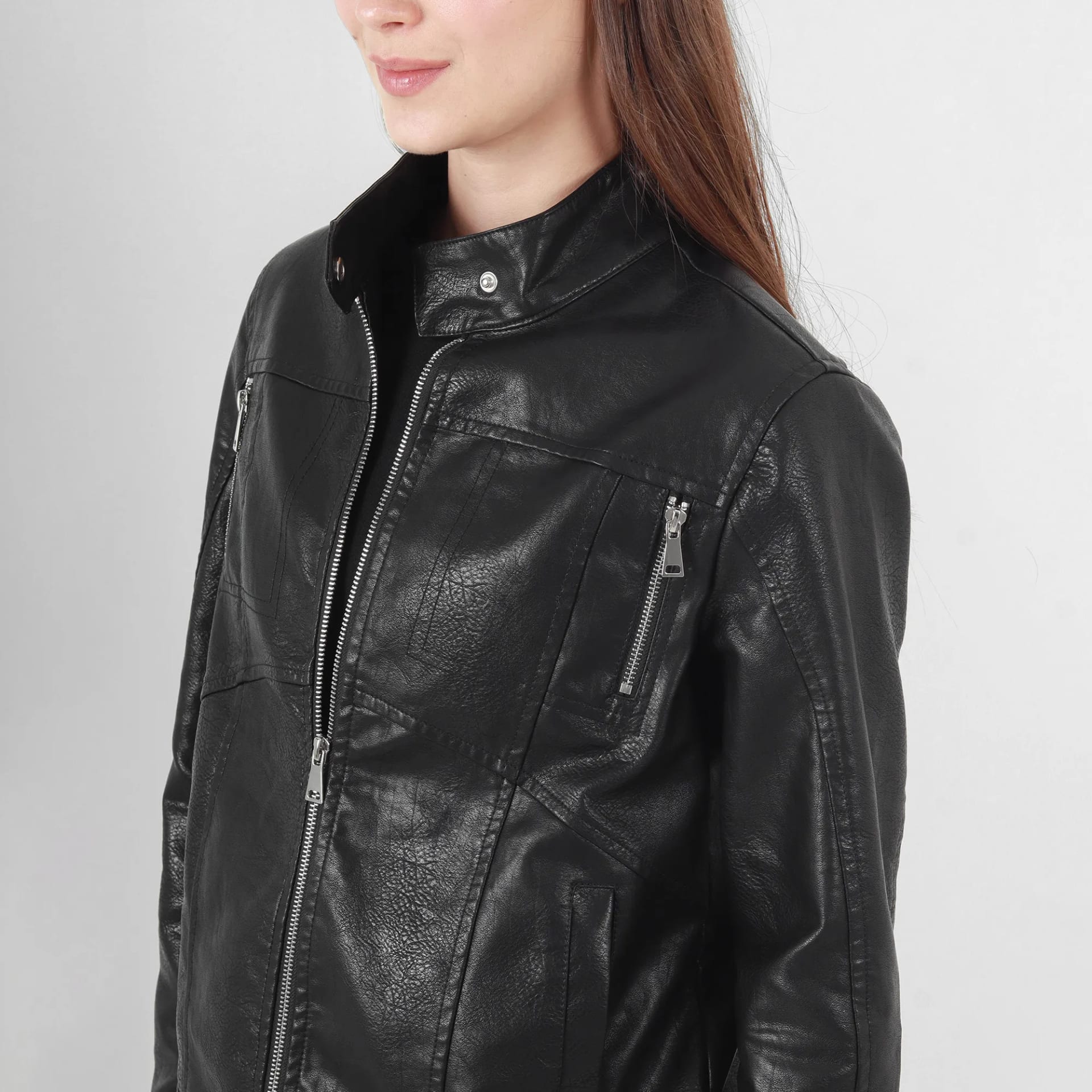 Chaqueta biker en cuero sintético - imagen 3