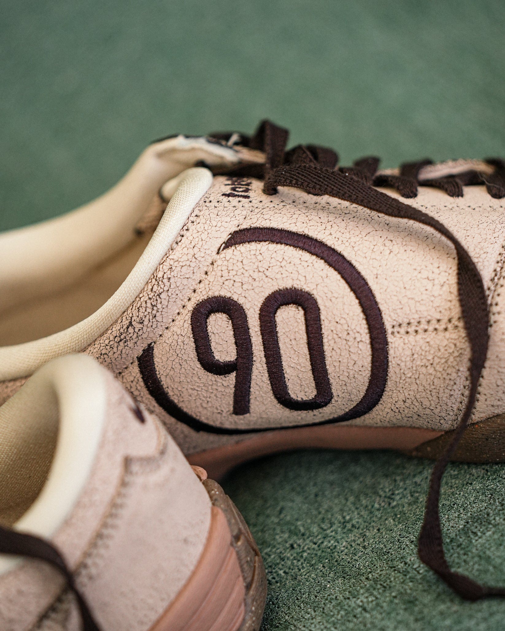 TENIS GUAYO  BLANCO PERLA T90 NIKE - imagen 3
