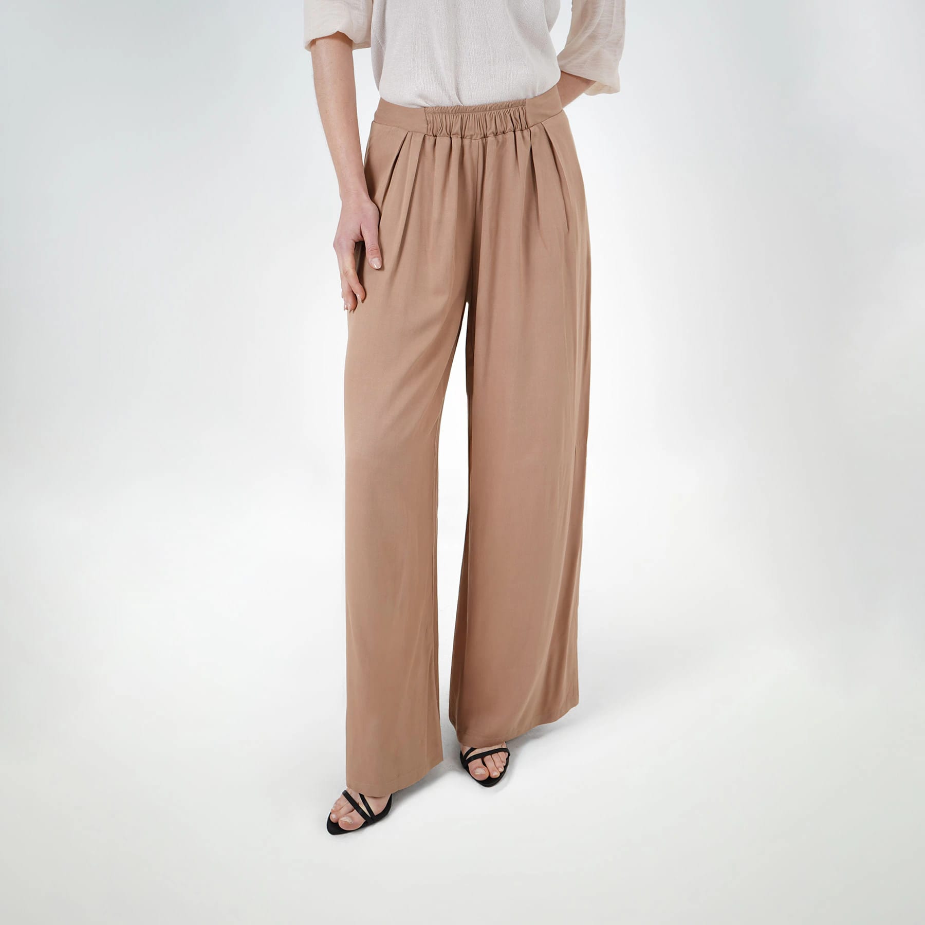 Pantalón bota recta con elástico en delantero - imagen 1