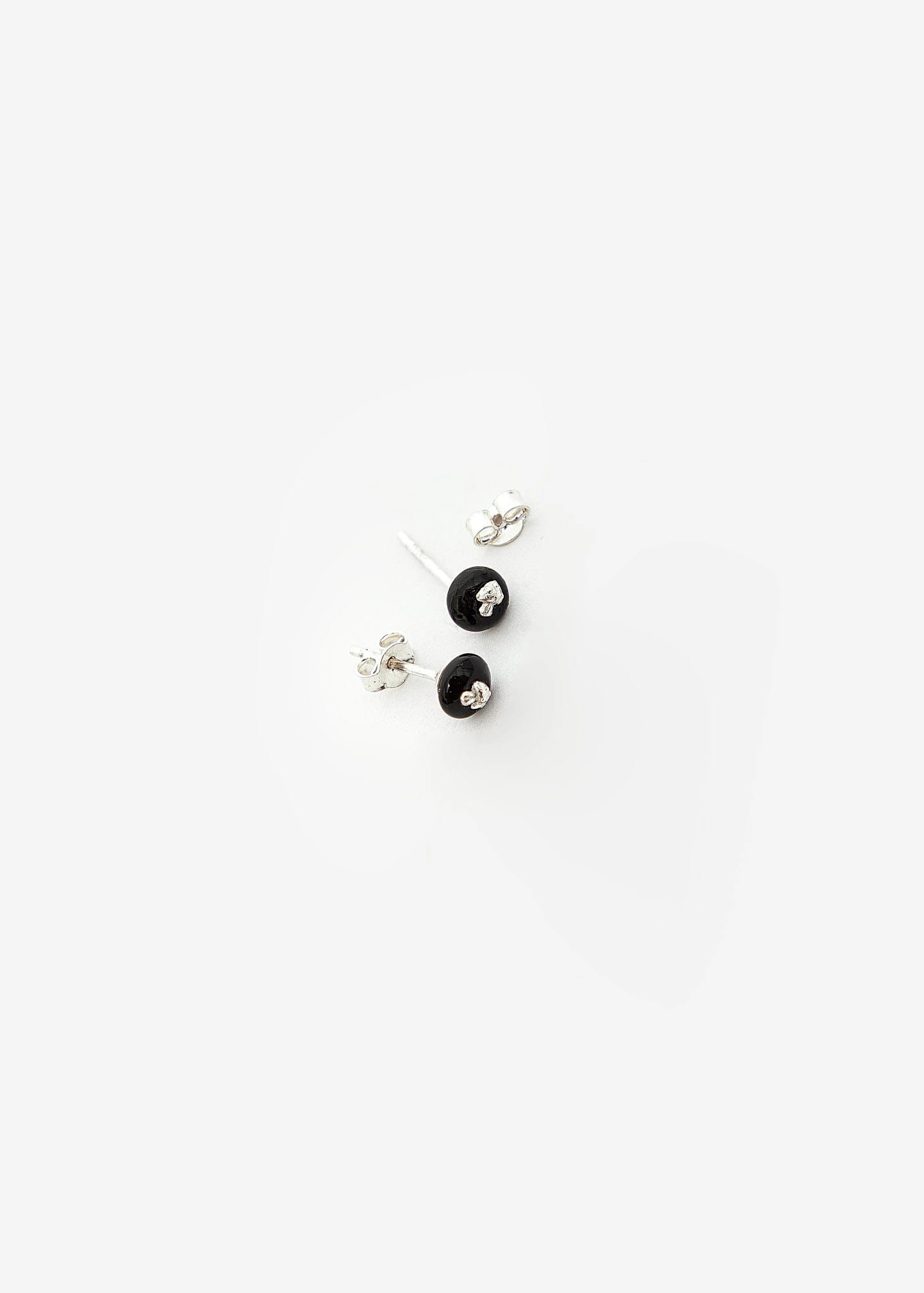 Onix Setica Stud Plata - imagen 1