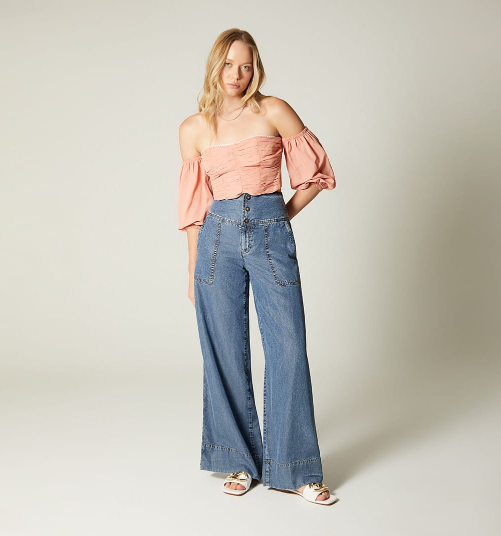 Blusa hombros descubiertos con amarre - imagen 1