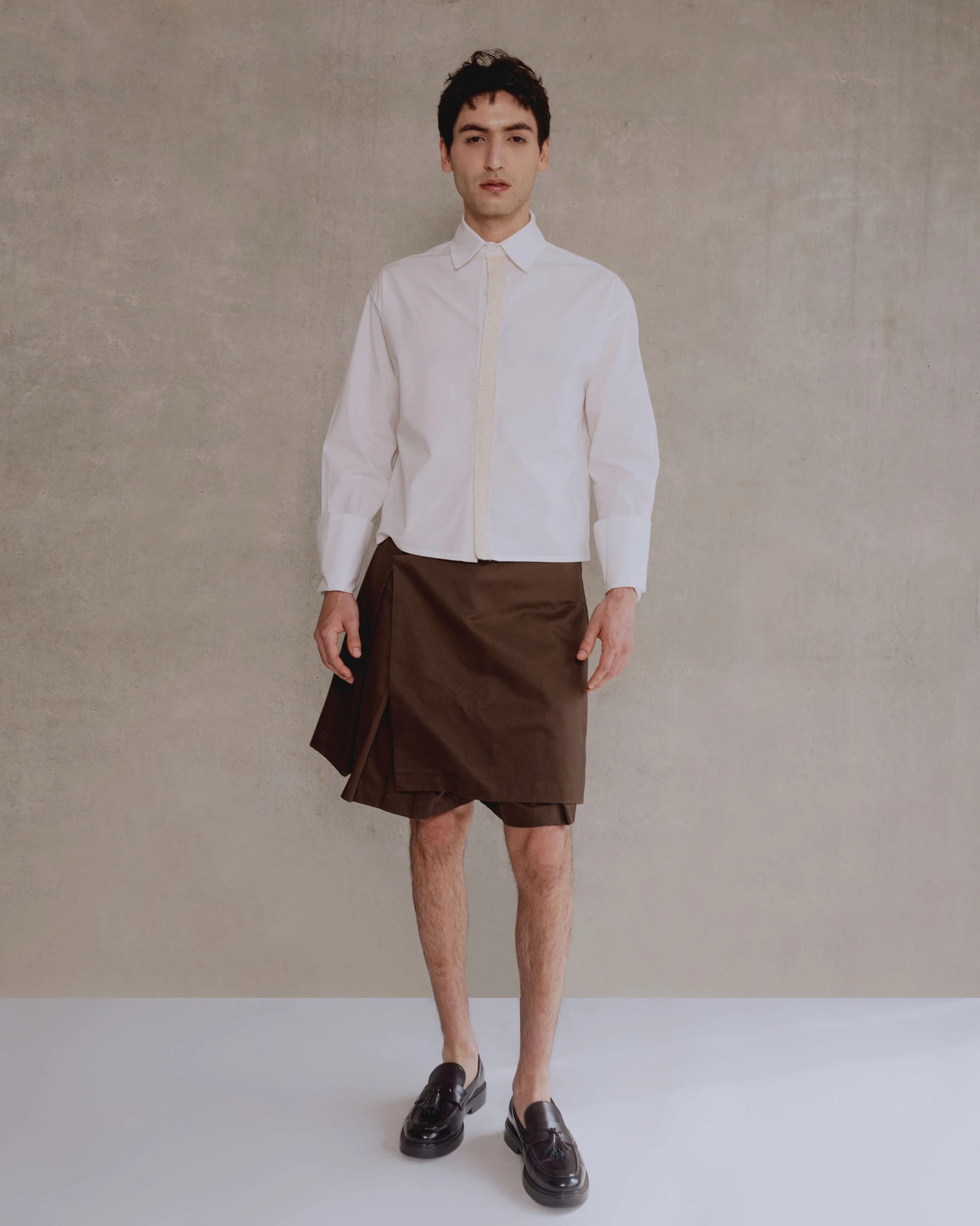 Front Row White Shirt - imagen 5