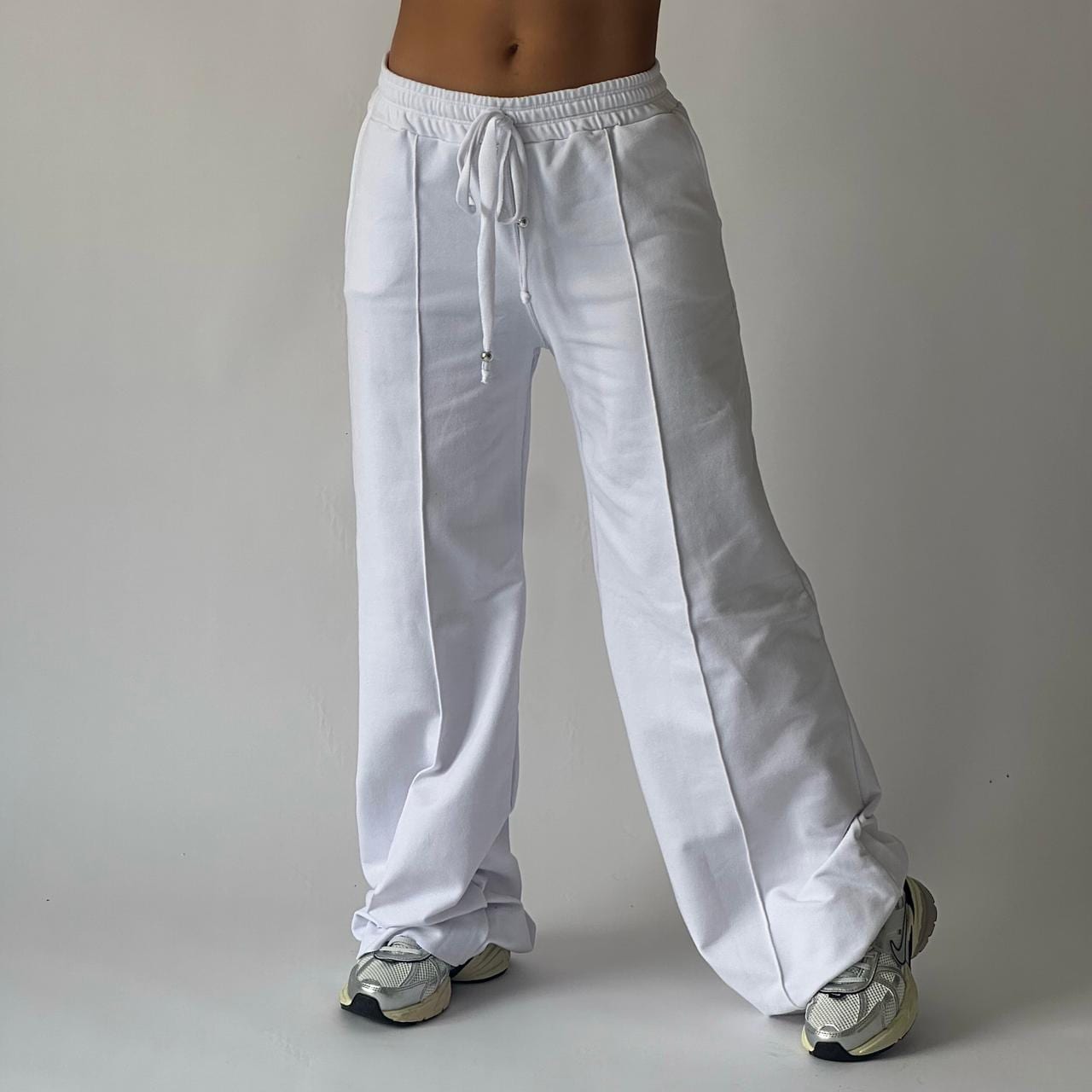 PANTALÓN BOTA ANCHA - imagen 18