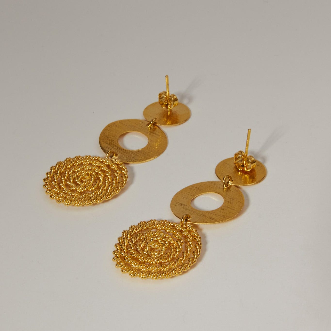Cascade Circles Earrings - imagen 3