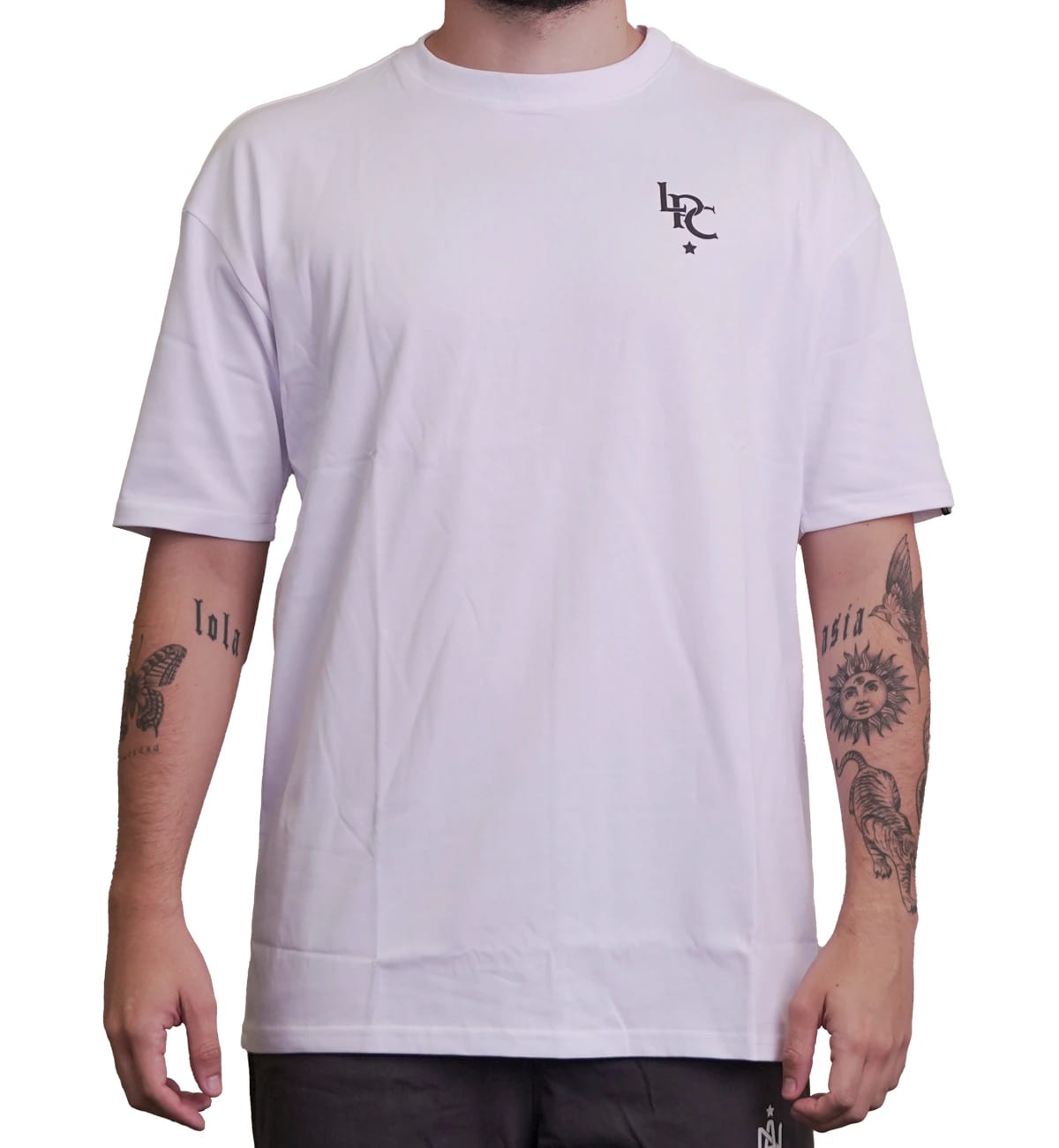 CAMISETA BLANCA OVERSIZED MATURANA LPC - imagen 2