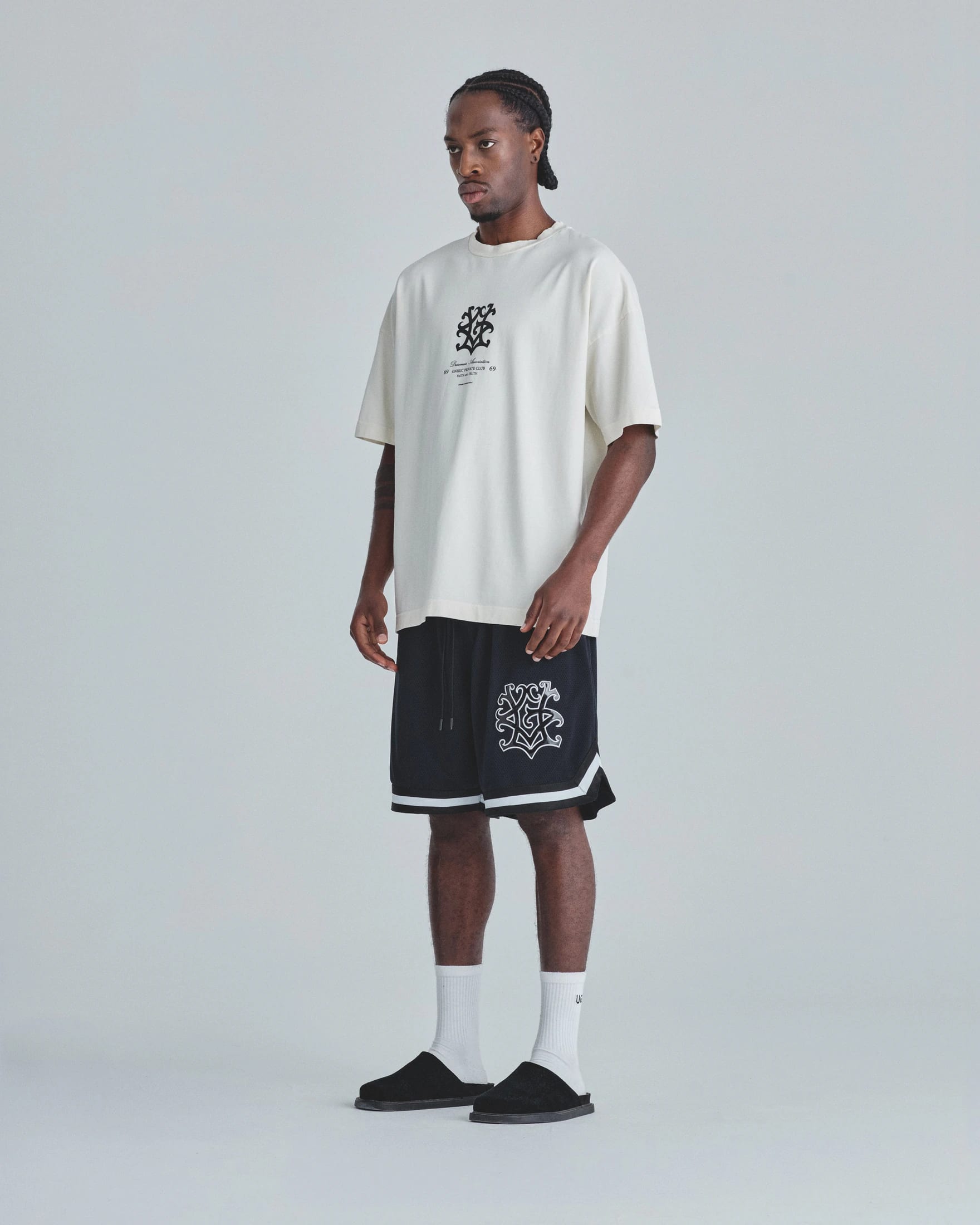 Line UG Monogram Tshirt White - imagen 5