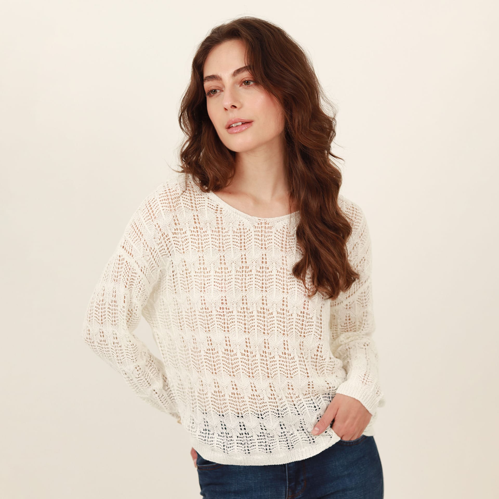 Sweater cuello redondo manga larga con textura - imagen 11