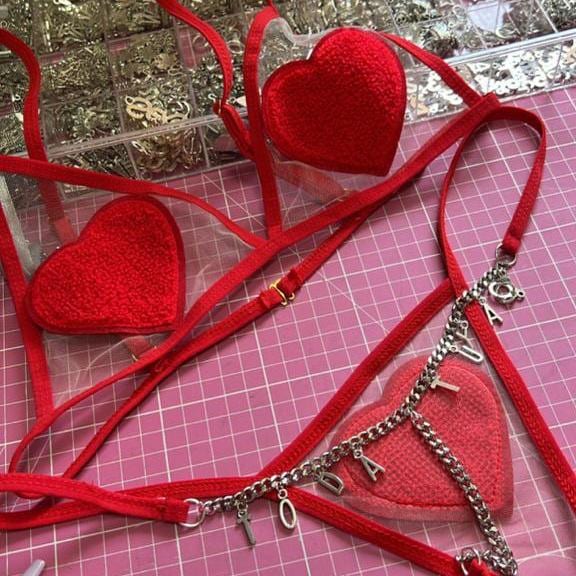Conjunto rojo, LOVE  - desde - imagen 2