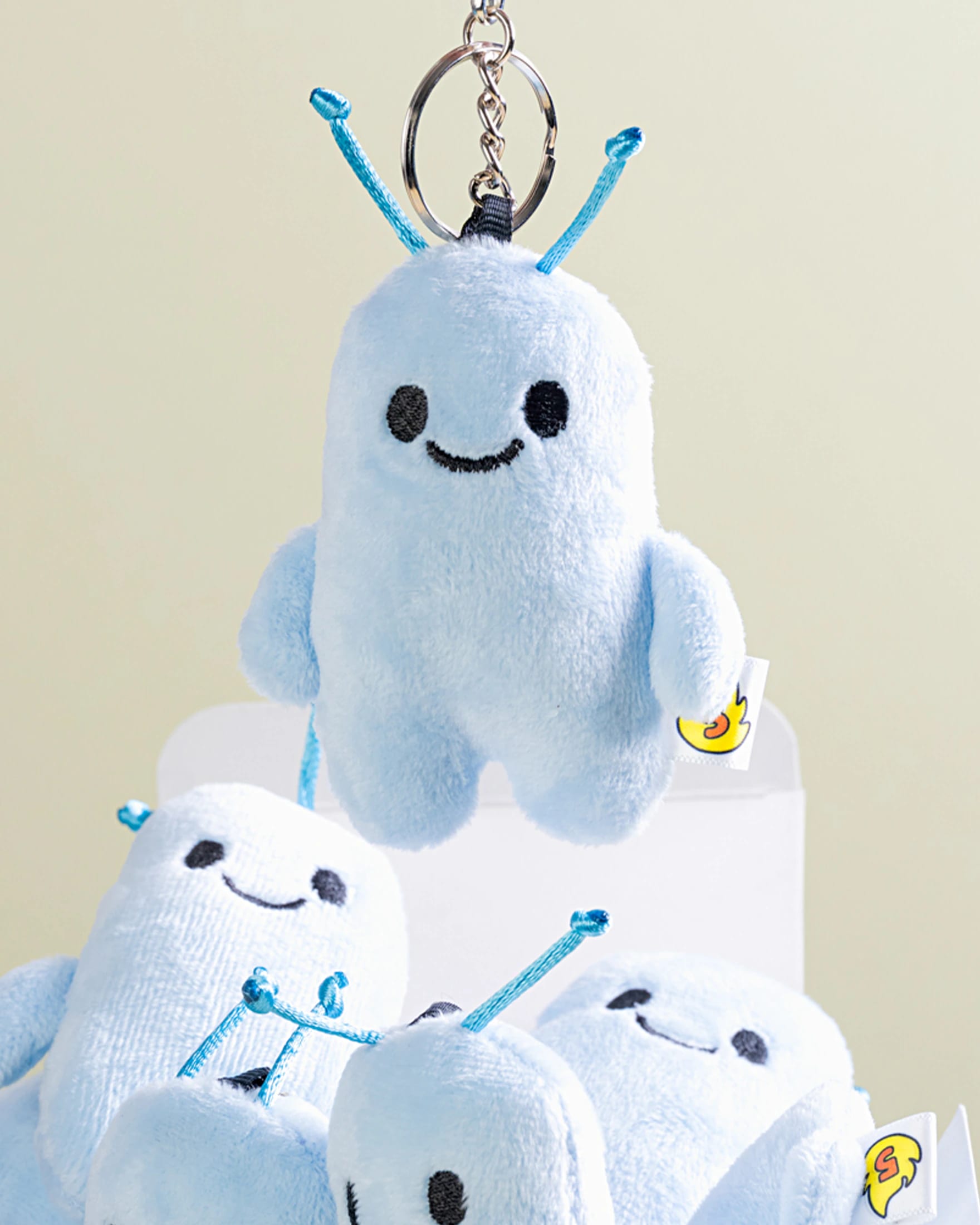Up & Sky Charm - imagen 2