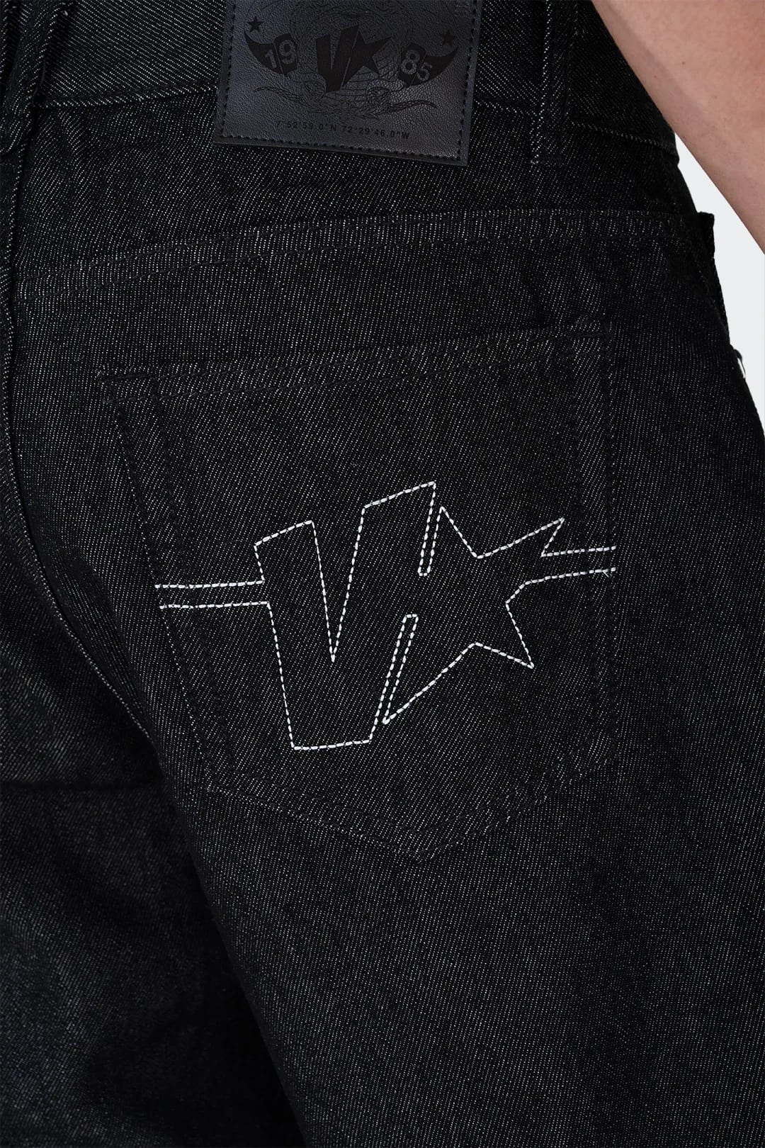 VENENO SHORT BRUTAL BLACK RAW - imagen 6