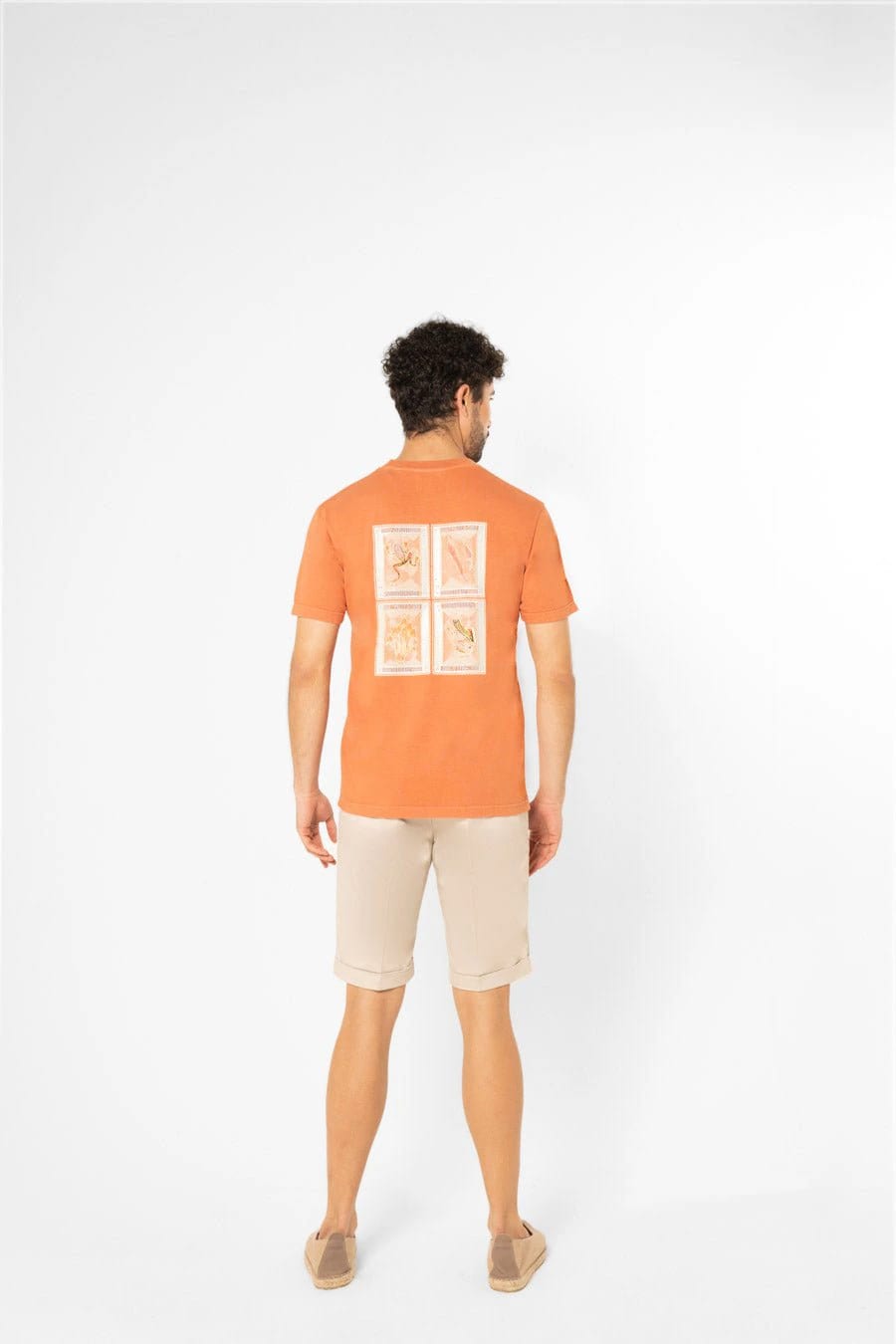 Men's cotton t-shirt four orange stamps - imagen 4