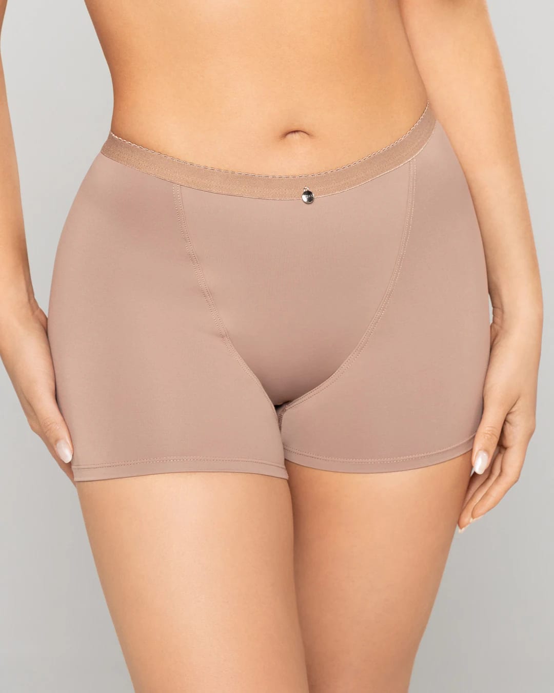 Boxer Femenino Tiro Alto Control Suave en Microfibra con Efecto Levanta Cola Ref. 8059 - imagen 2