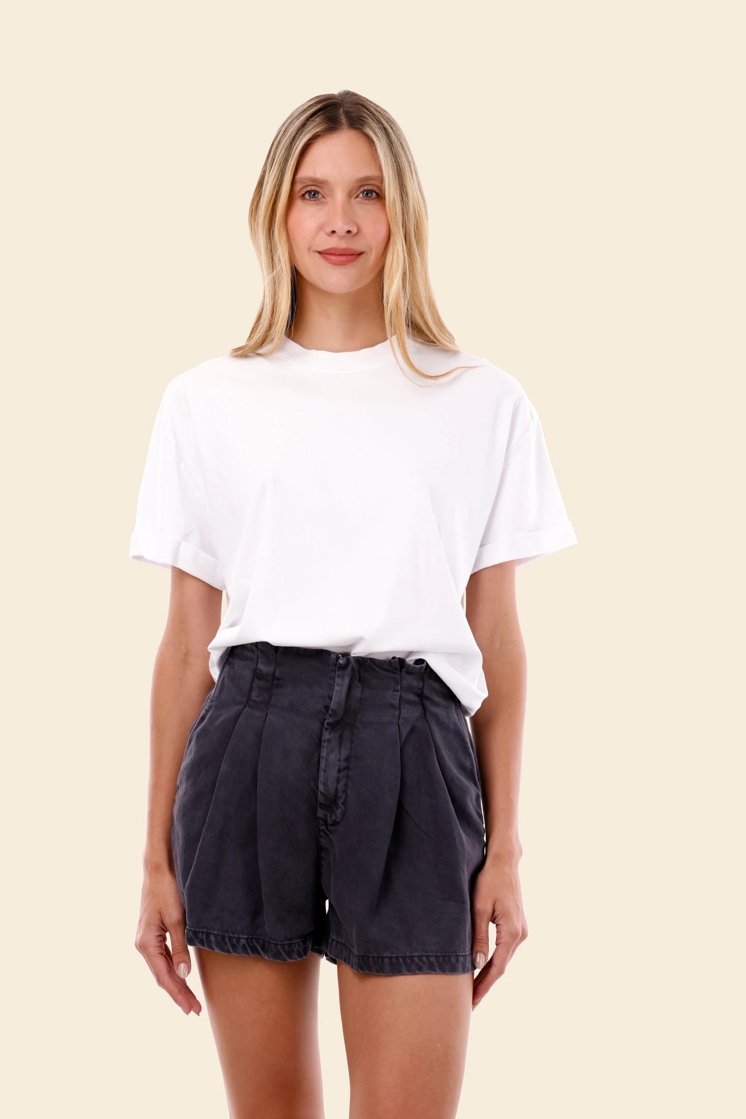Black Estelar Short - imagen 1