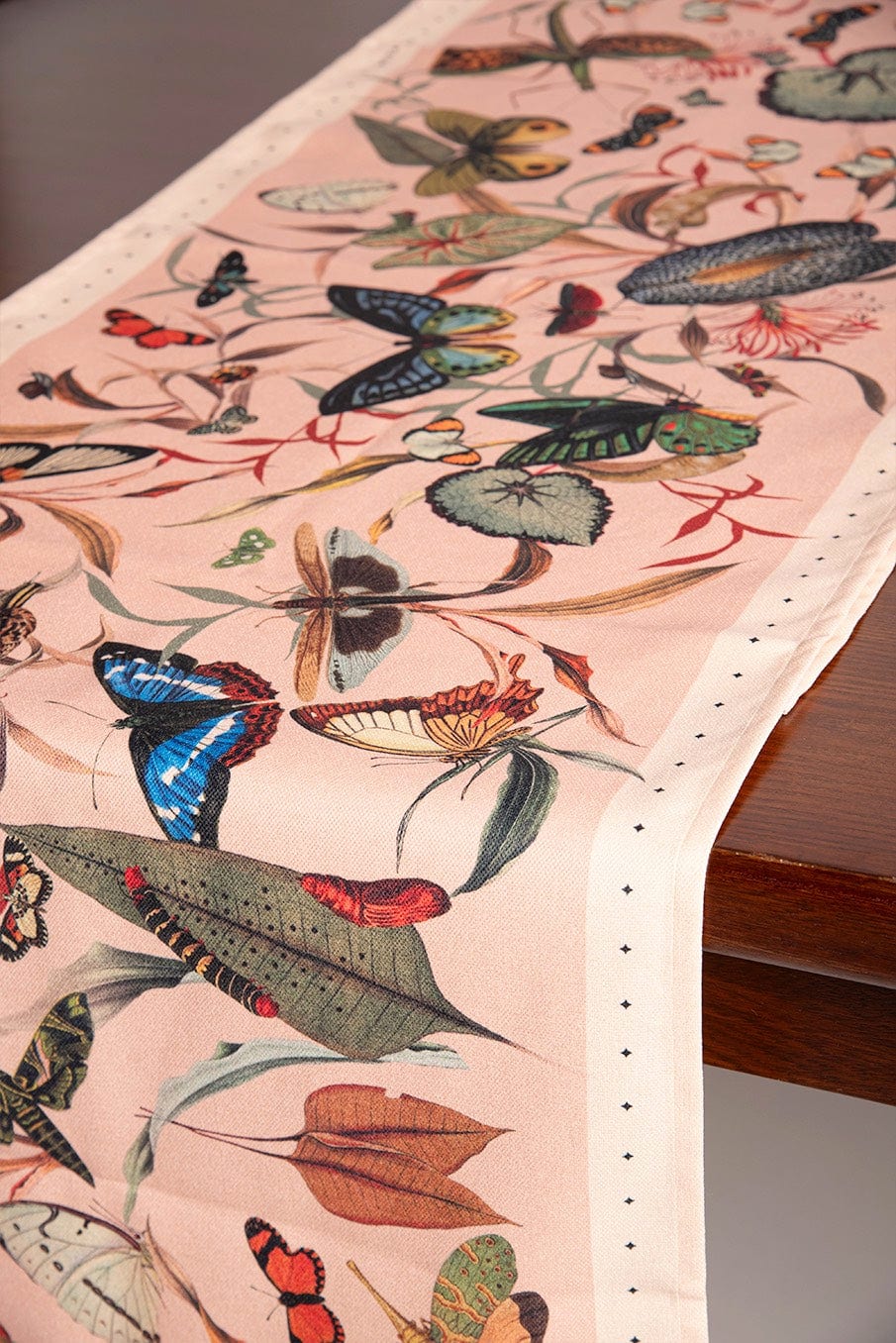 Camino de Mesa - Butterfly Ivory - imagen 2