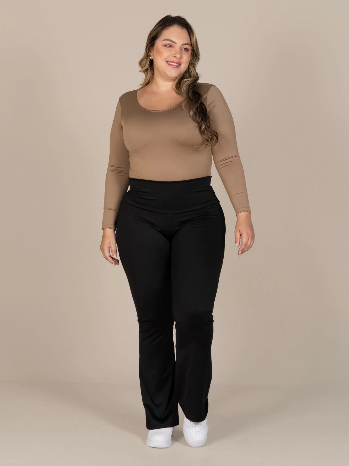 Body magda cafe claro talla plus - imagen 2