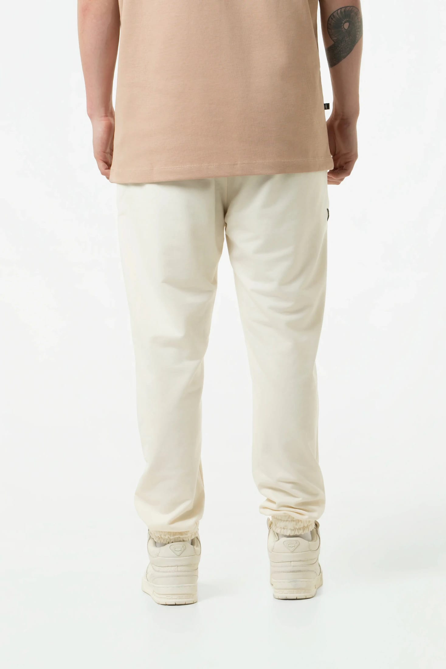 PANTALON JOGG COLOR IVORY - imagen 4