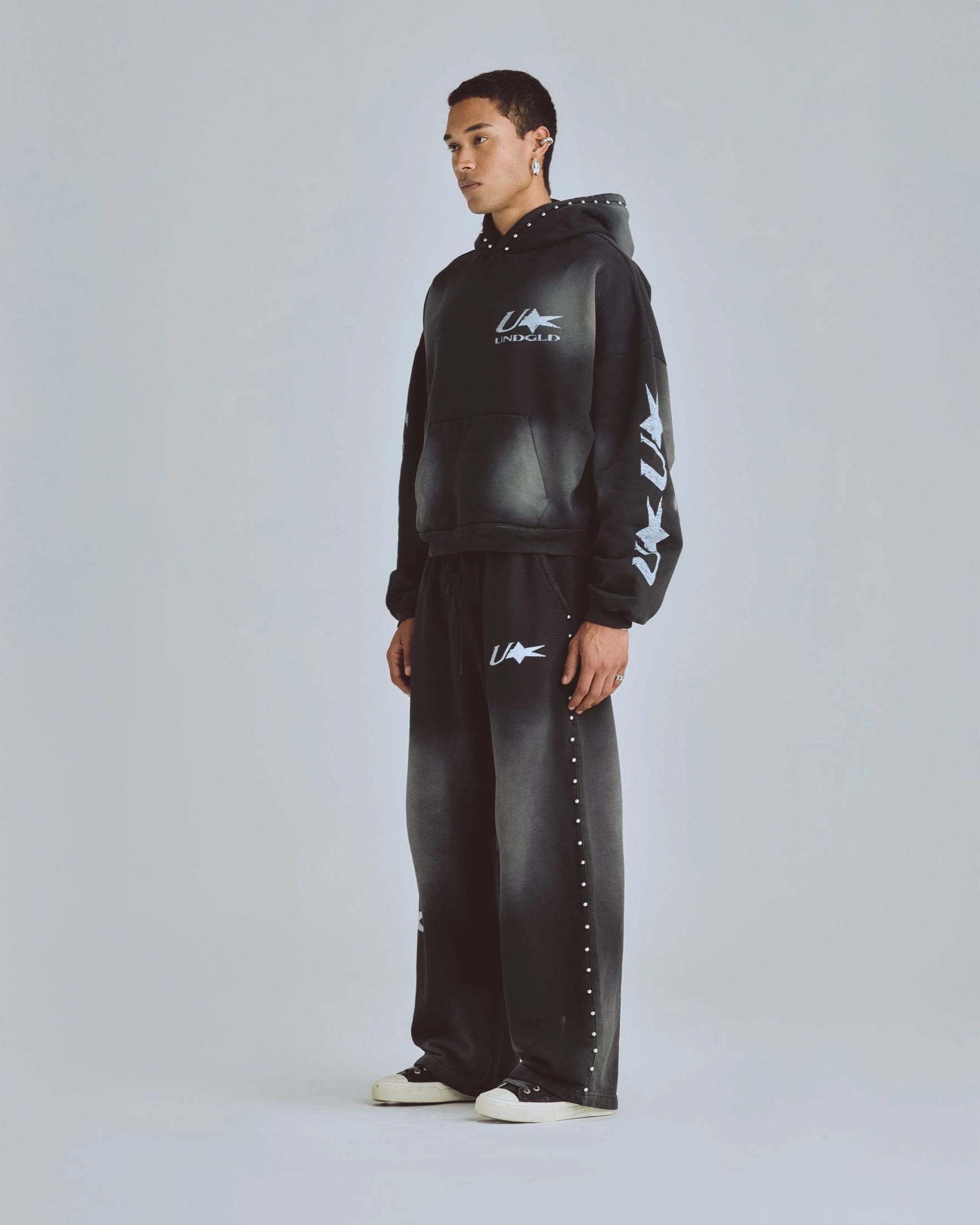 Agnus Dei U Star Boxy Fit Hoodie Smokey Black - imagen 5