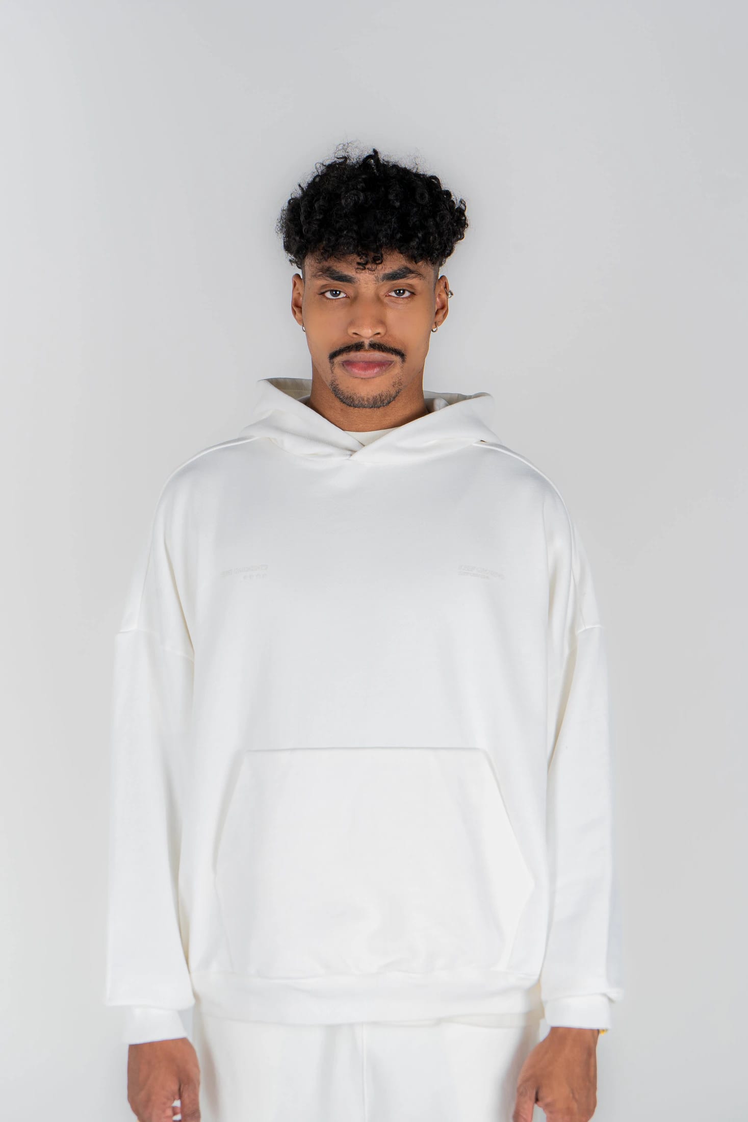 Basic Ivory Hoodie - imagen 2