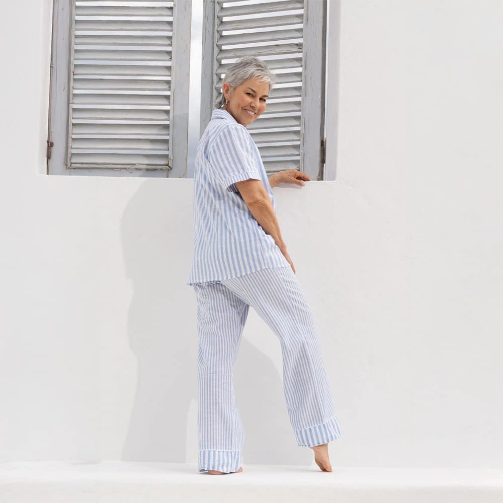 Conjunto de Pijama Pantalón Largo Rayas Azules. - imagen 2