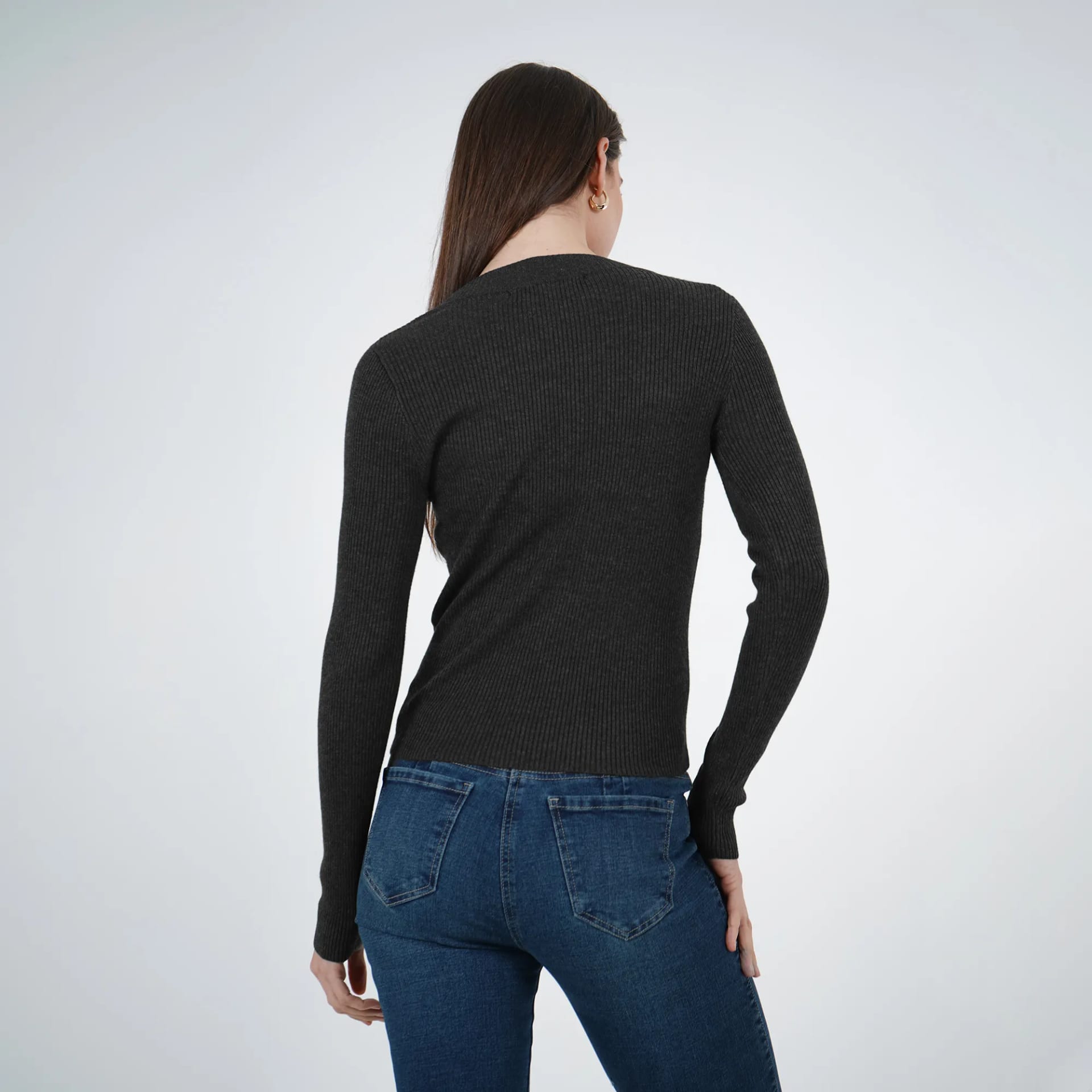 Sweater Cuello V Manga Larga - imagen 15