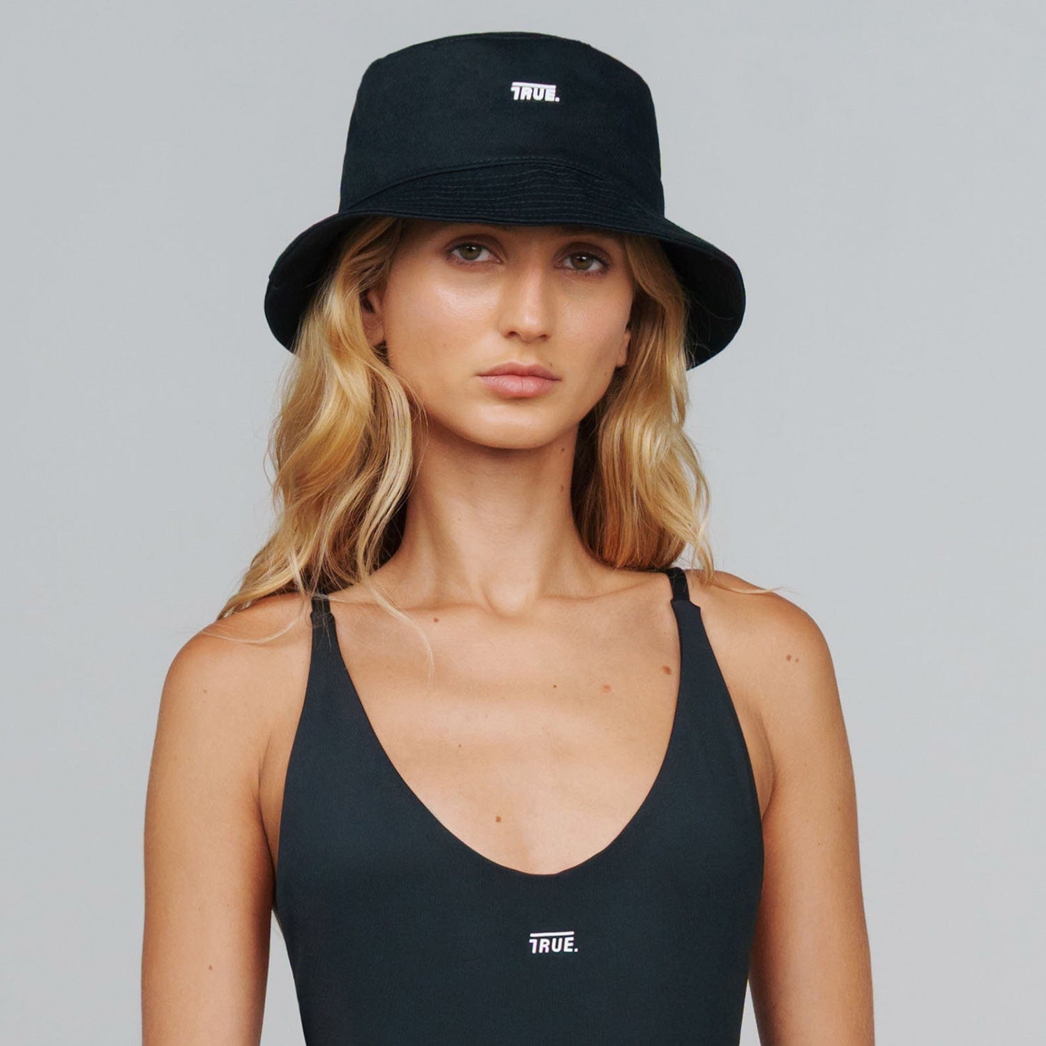 True Classic Bucket Hat - Black - imagen 2