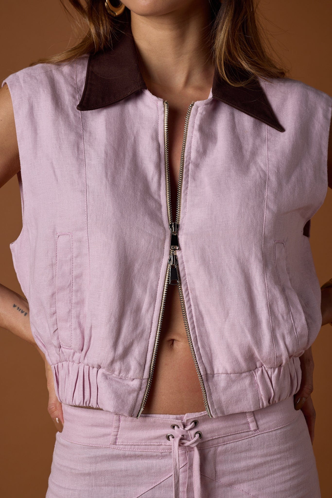Chaleco Genie de lino | Rosa lavanda - imagen 6