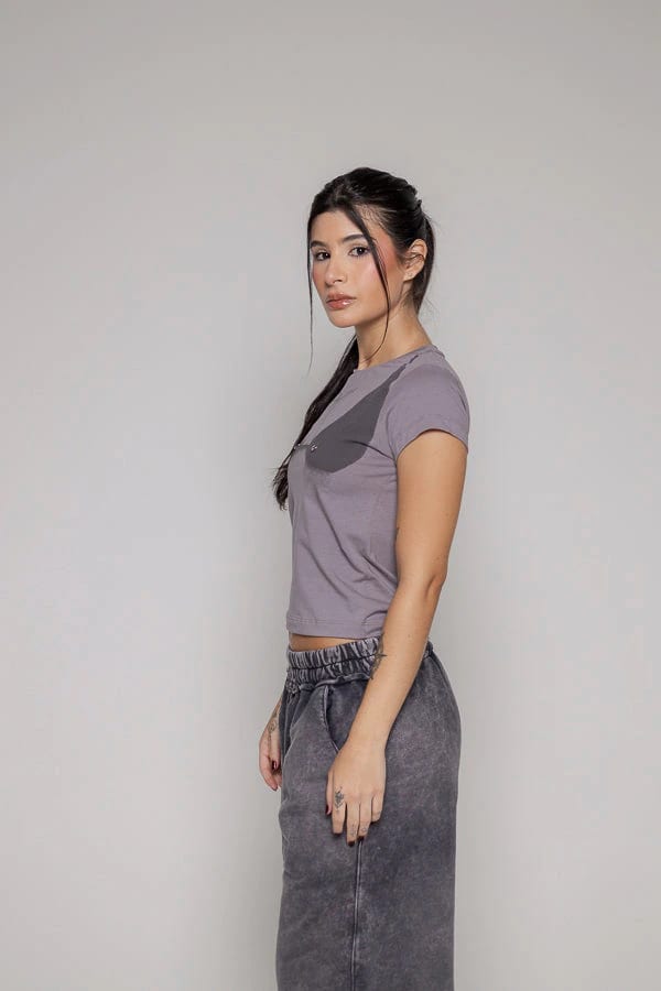 Crop T-Shirt boobs Unspeakable-Gris - imagen 7