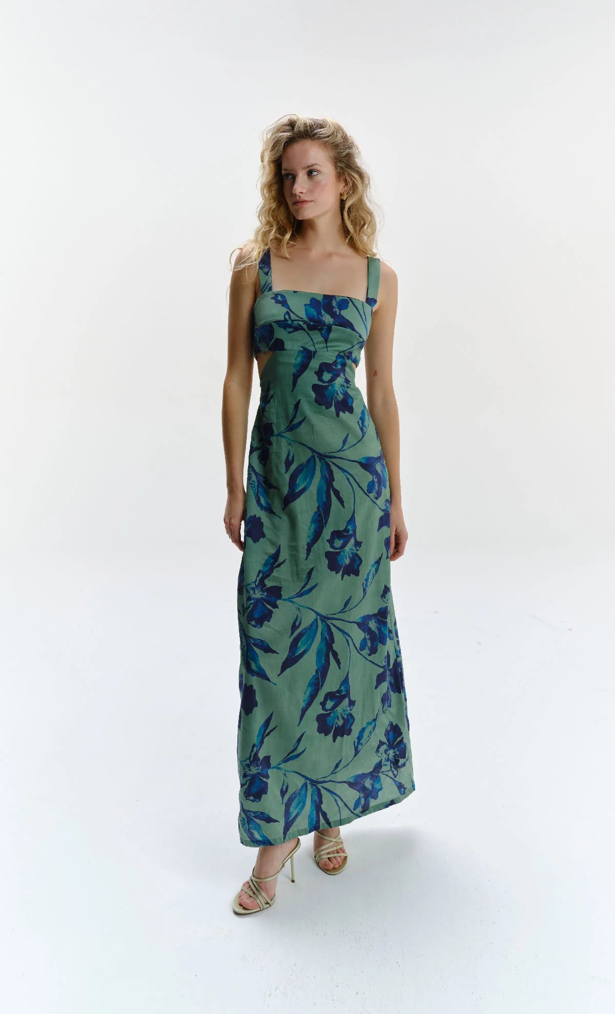 Vestido largo Moluccella - imagen 5