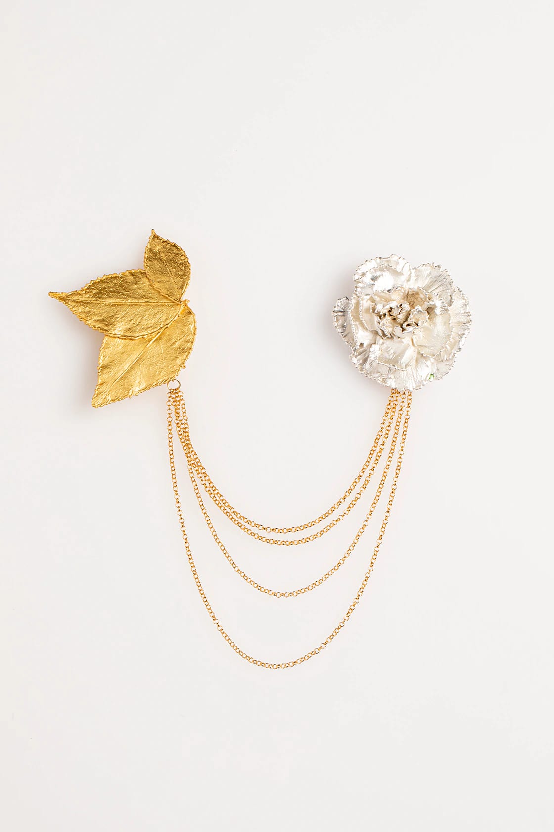 CARNATION AND ROSES LEAFS LAPELS - imagen 1